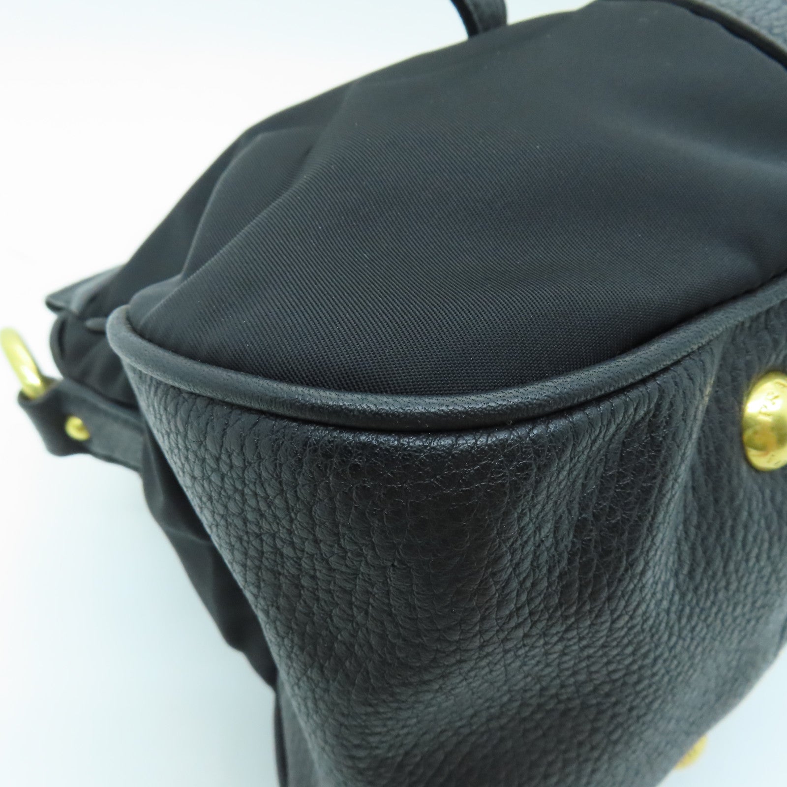 PRADA 尼龙Handbag金扣手挽袋黑色