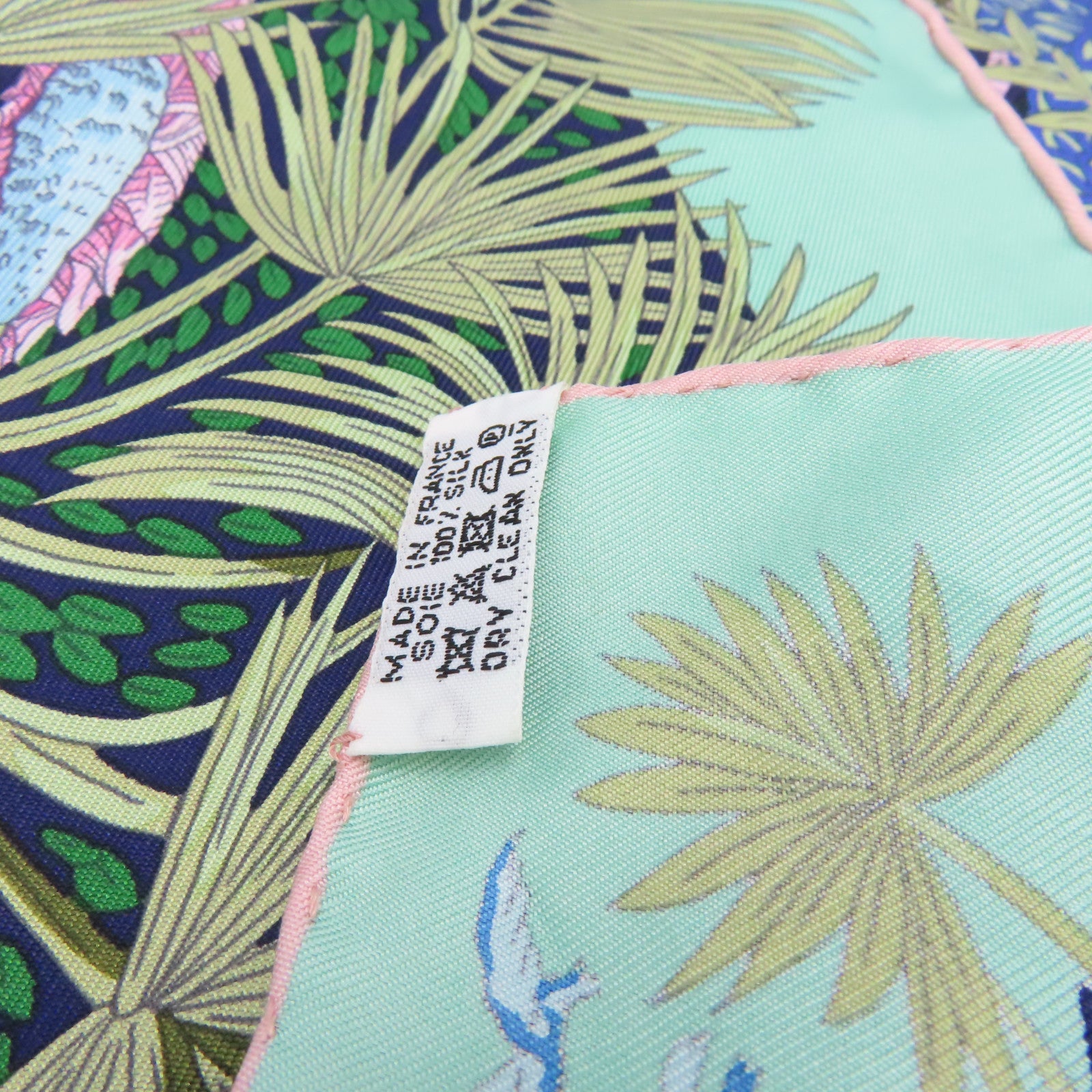 HERMES 【激減優惠】絲質Scarf 90x90絲巾綠色/藍色/彩色