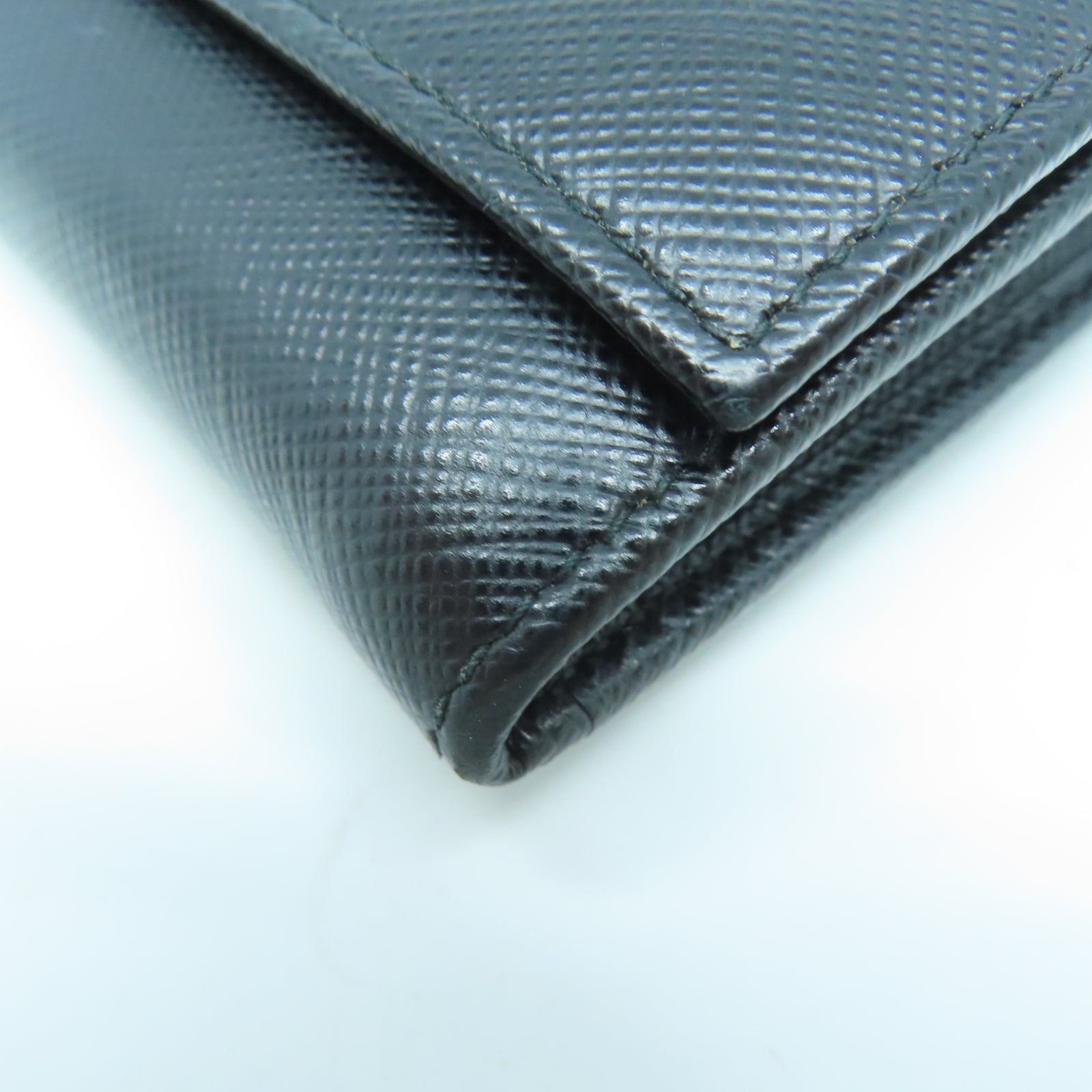 PRADA 牛皮皮革Long wallet金扣長錢包黑色