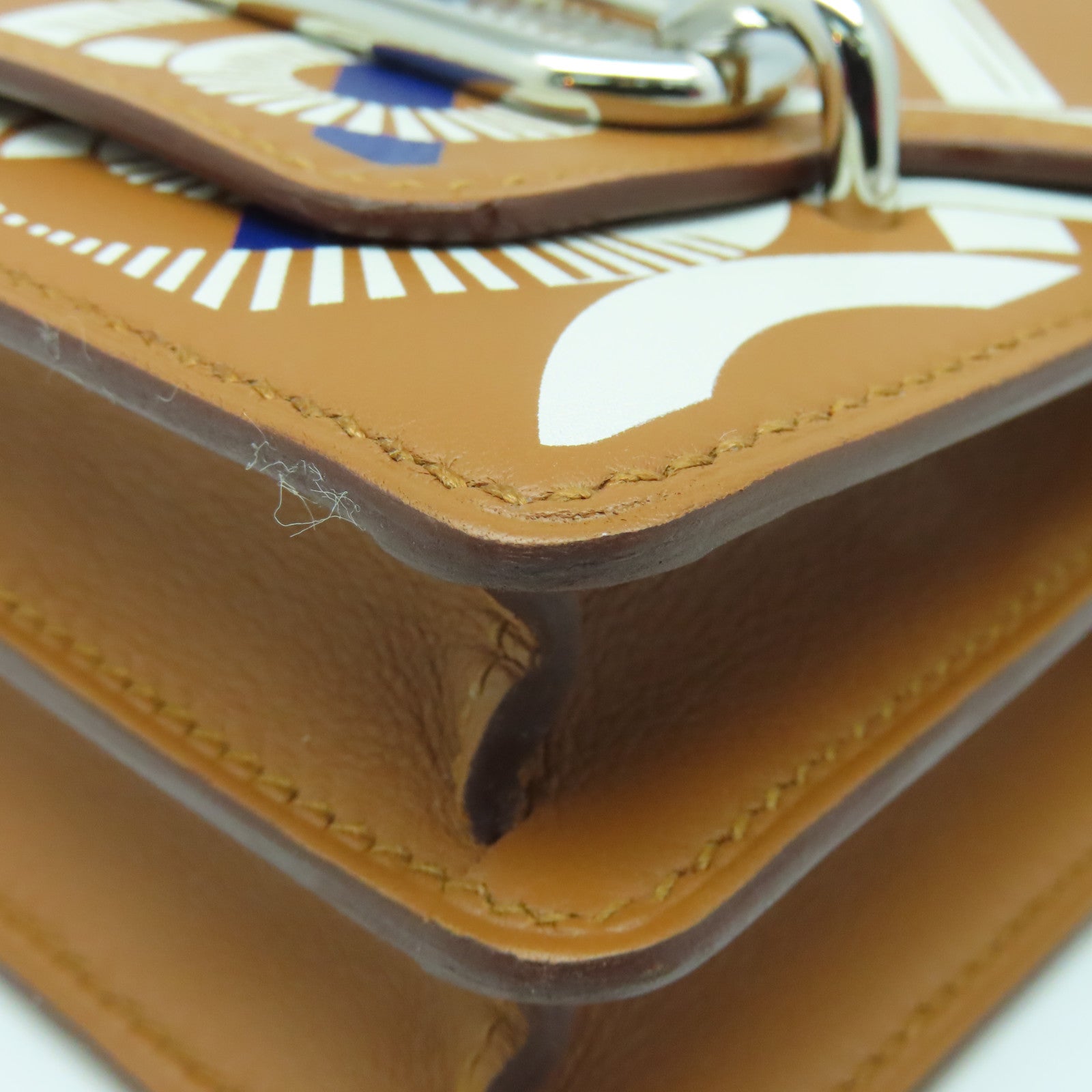 HERMES Epsom皮革Mini Roulis Eperon银扣肩背袋Gold/Blanc/Bleu啡色/白色/蓝色