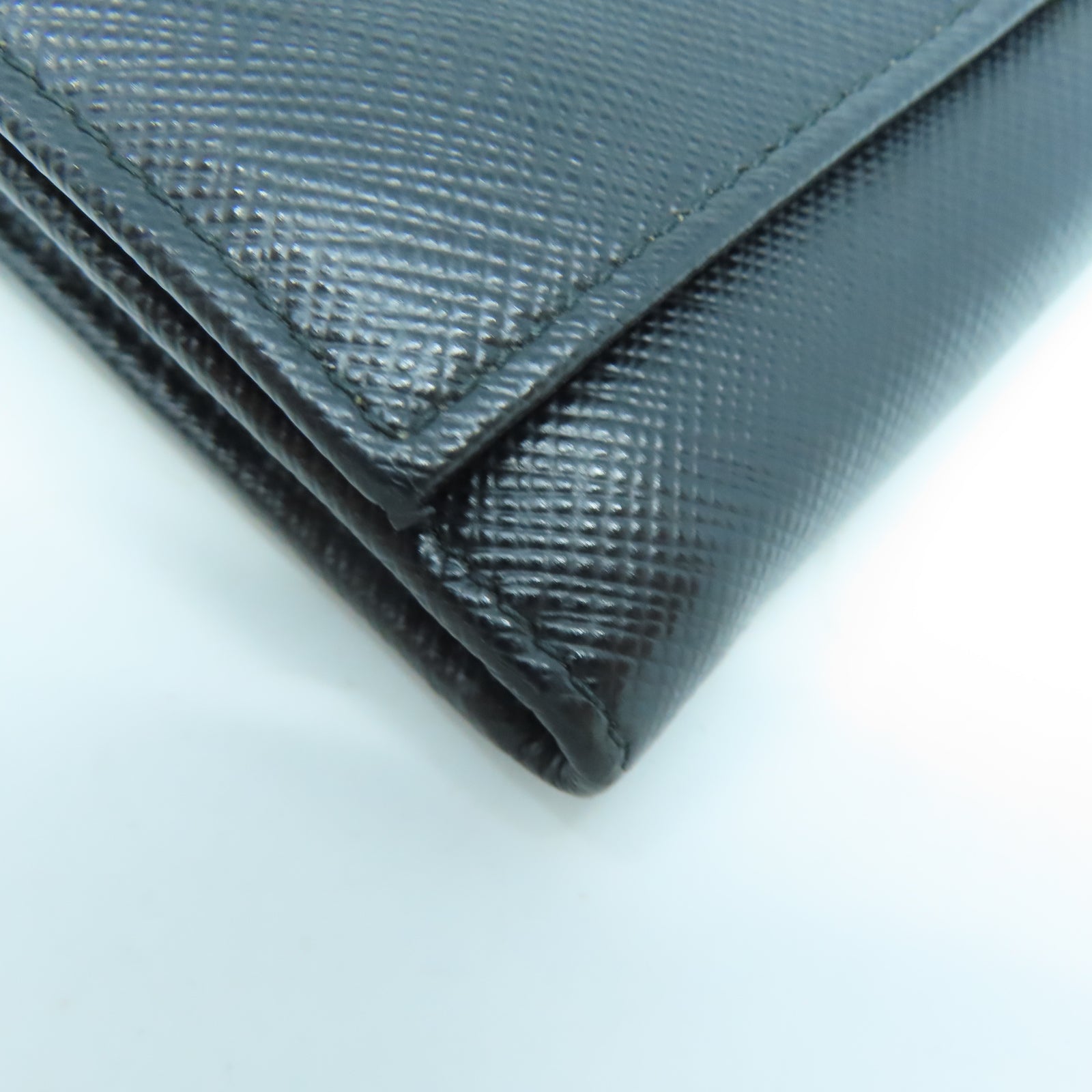PRADA 牛皮皮革Long wallet金扣長錢包黑色