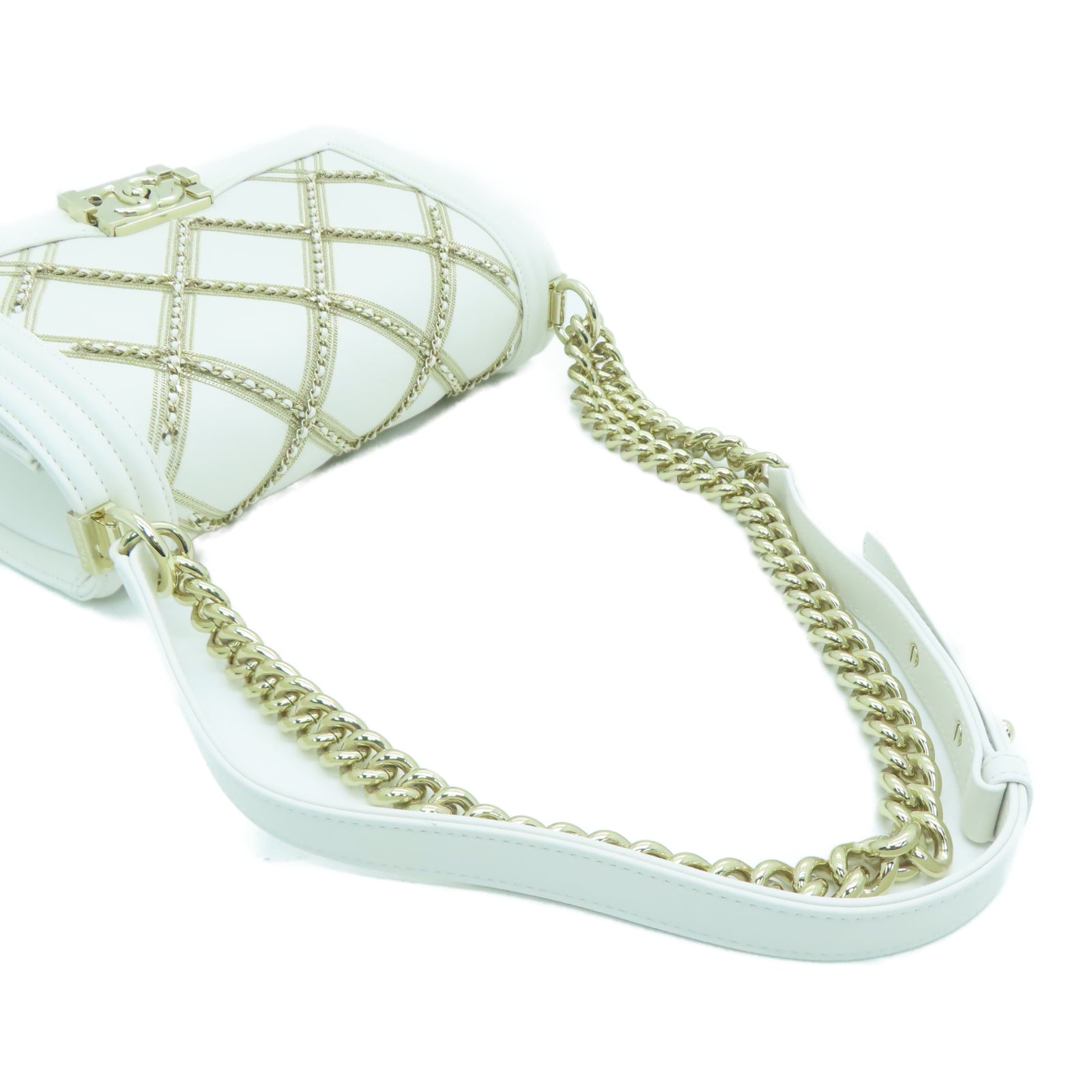 CHANEL rhombic cowhide leather Shoulder Bag gold buckle chain shoulder bag white