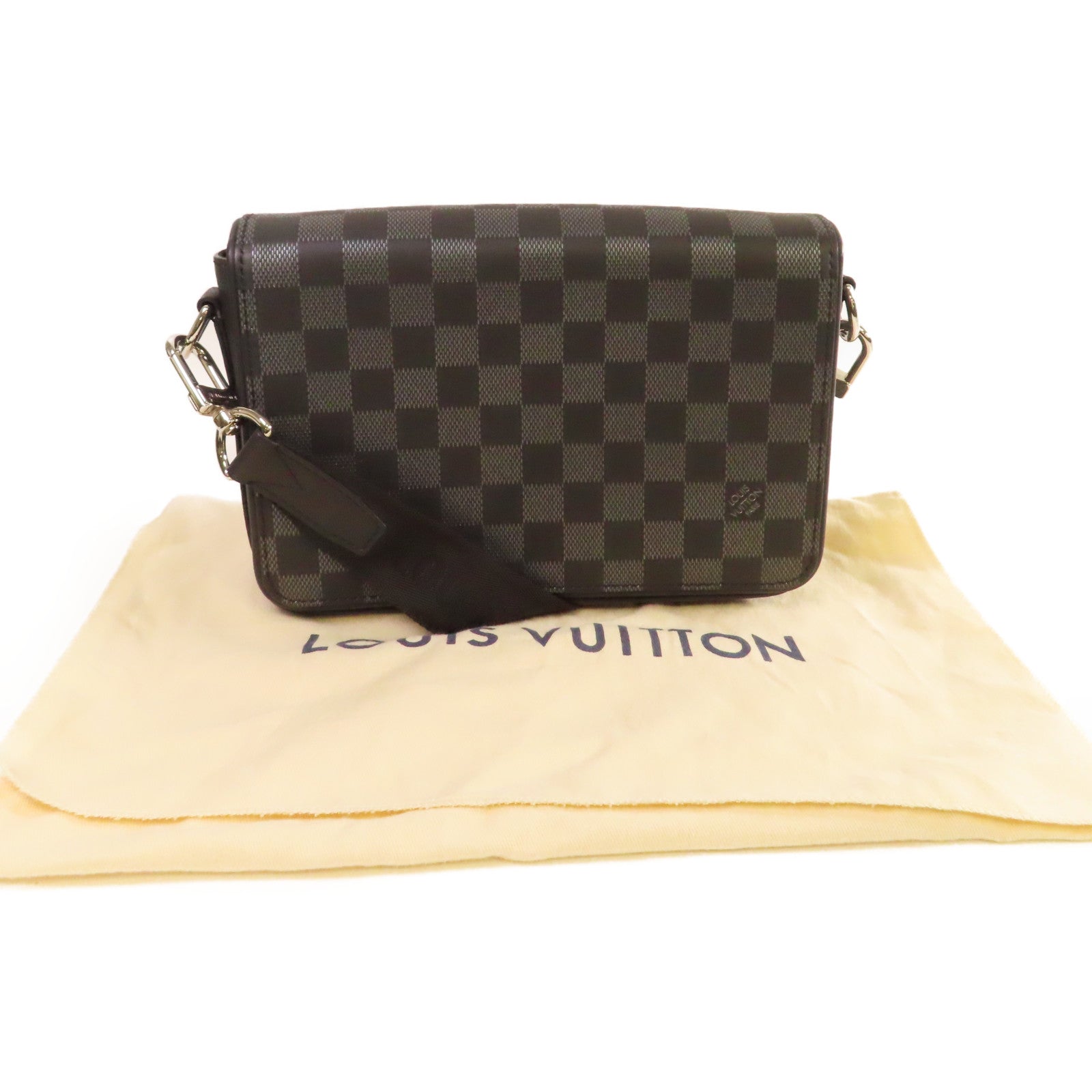 LOUIS VUITTON Damier Infini Studio Messenger Shoulder Bag銀扣肩背袋啡色