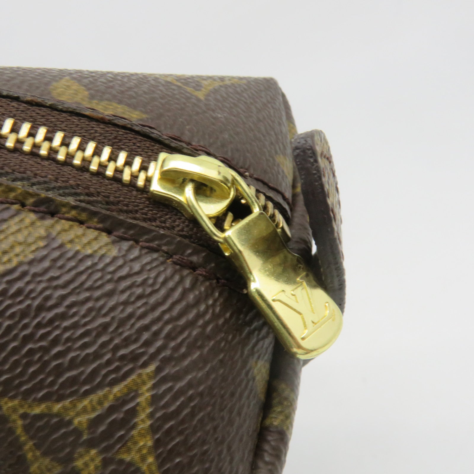 LOUIS VUITTON Monogram Cosmetic Bag GM手拿包啡色
