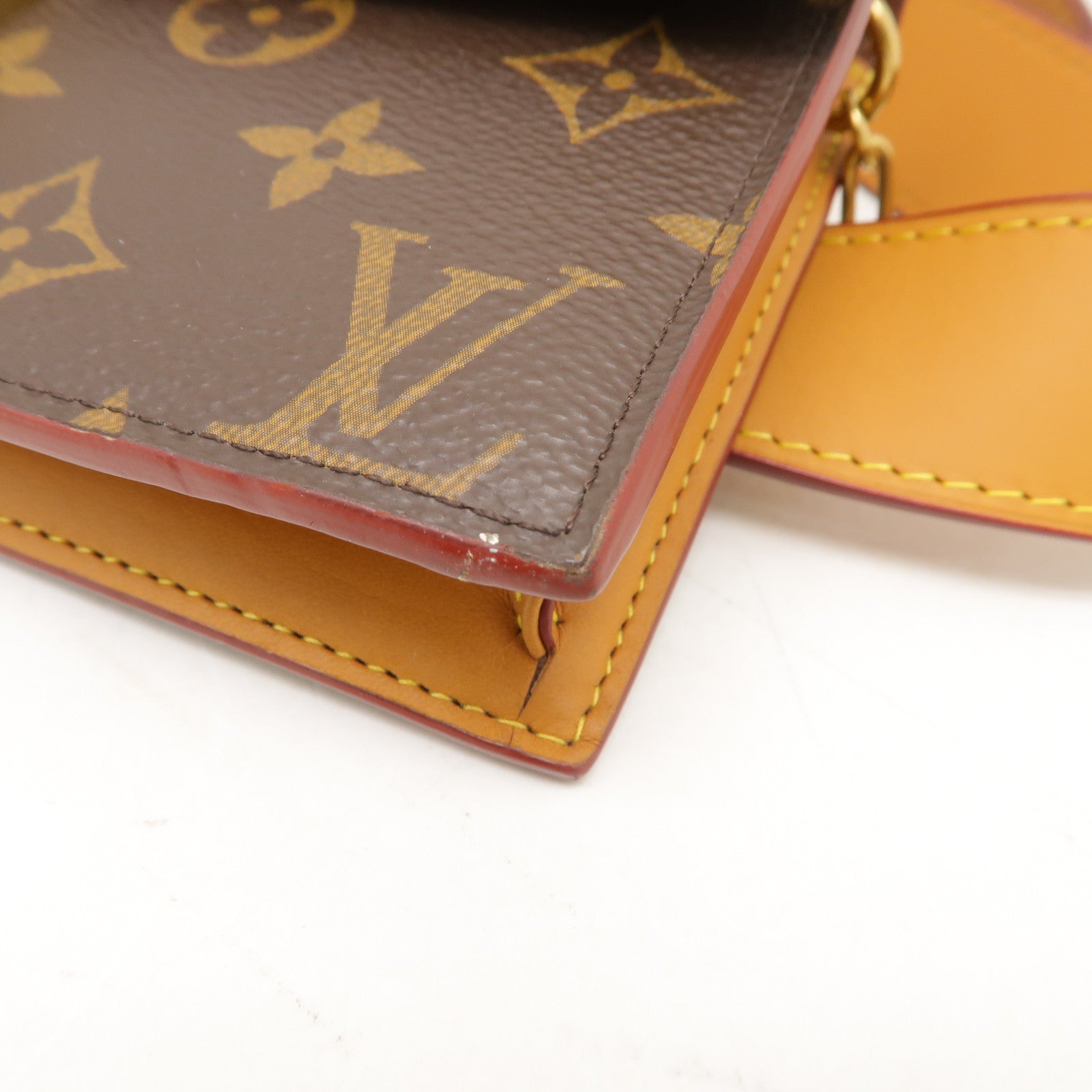 LOUIS VUITTON Monogram S Lock Belt Pouch PM金扣腰包啡色