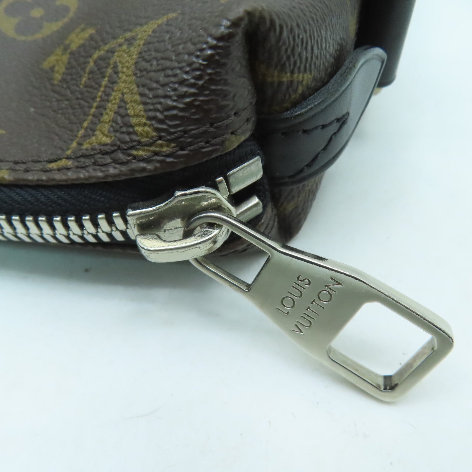 LOUIS VUITTON Monogram Kitan金扣手挽肩背兩用袋啡色