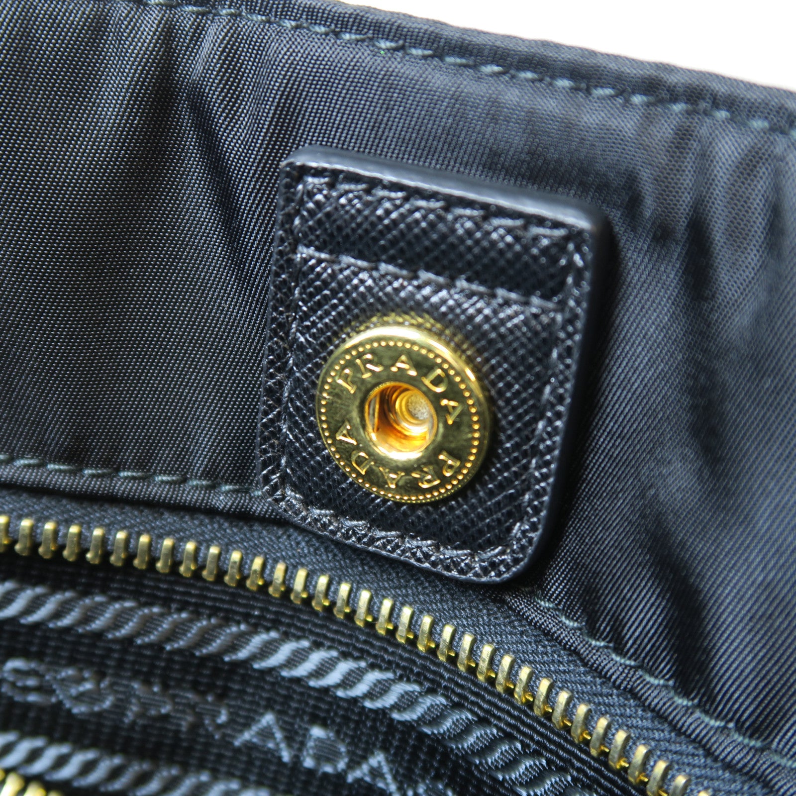 PRADA 尼龍Tote Bag金扣手挽肩背兩用袋黑色