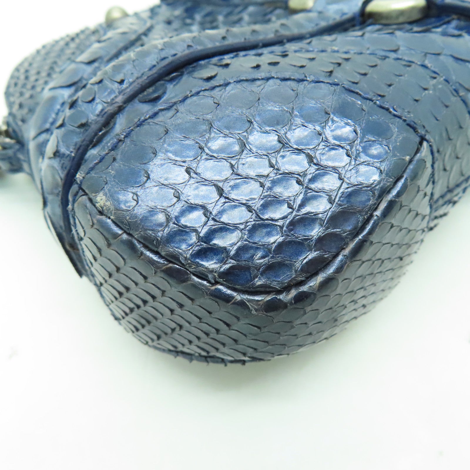 Alexander McQueen 蛇皮皮革銀扣肩背袋藍色