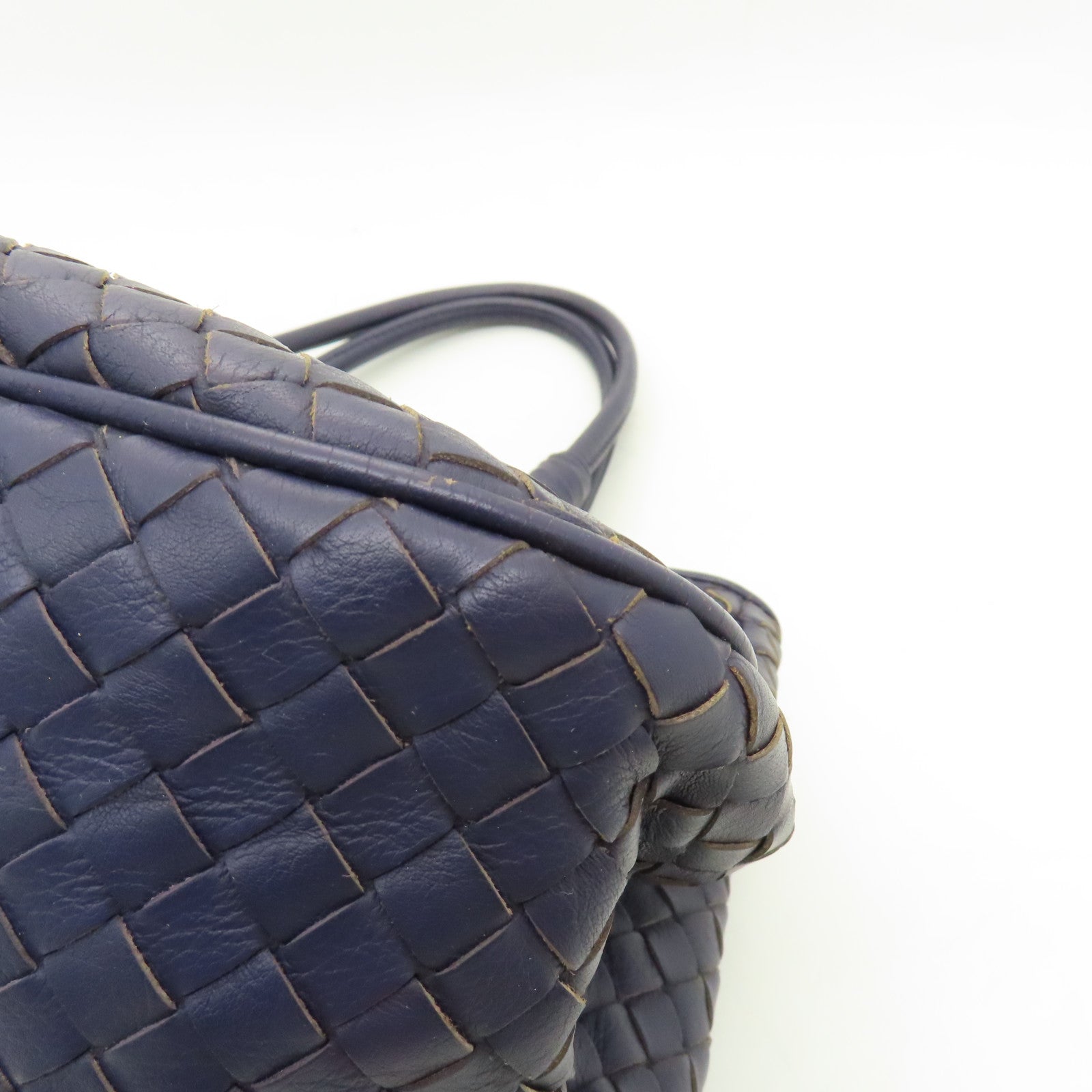 BOTTEGA VENETA Textured Leather Handbag Purple