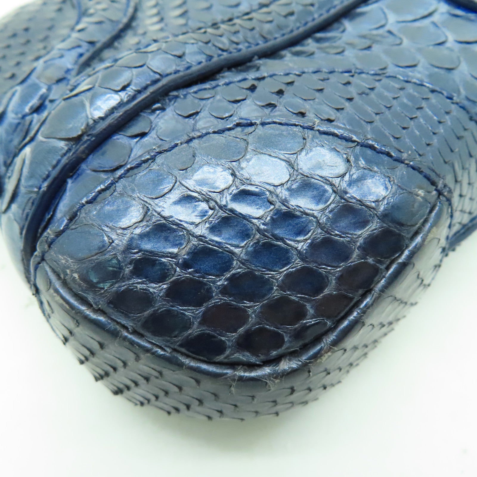 Alexander McQueen 蛇皮皮革銀扣肩背袋藍色