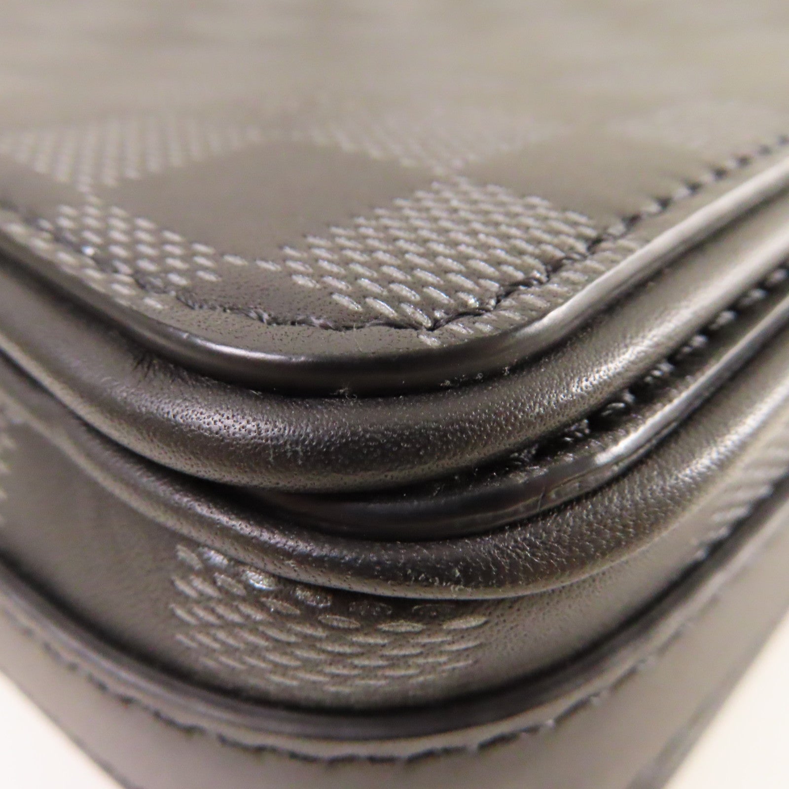LOUIS VUITTON Damier Infini Studio Messenger Shoulder Bag銀扣肩背袋啡色