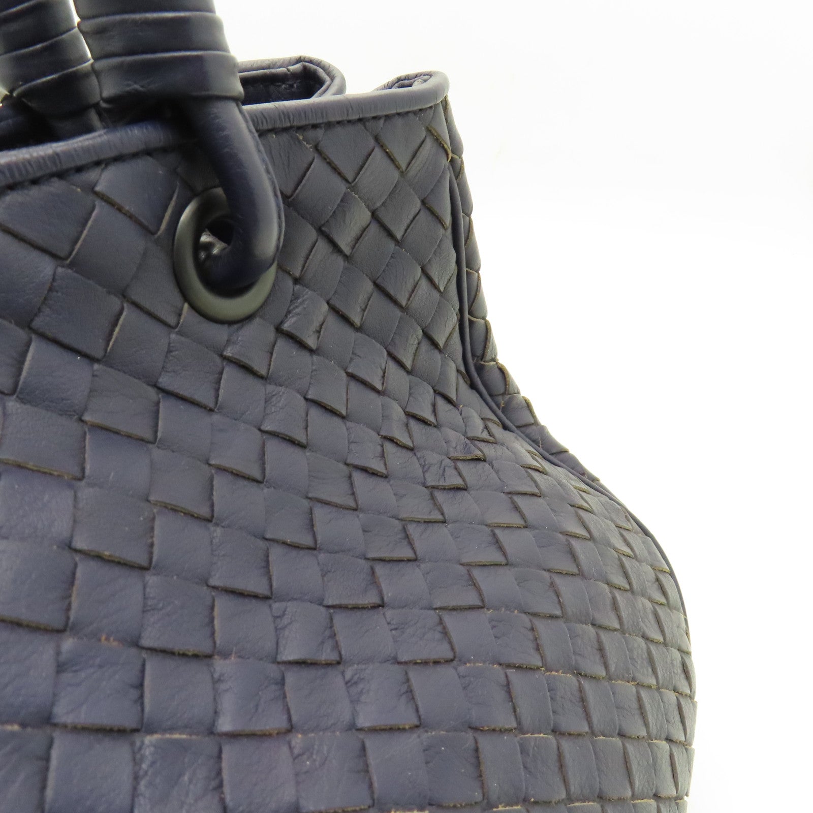 BOTTEGA VENETA Textured Leather Handbag Purple