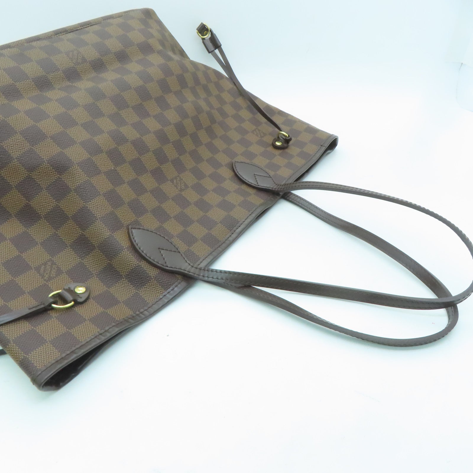 LOUIS VUITTON Damier Neverfull MM gold buckle handle bag brown