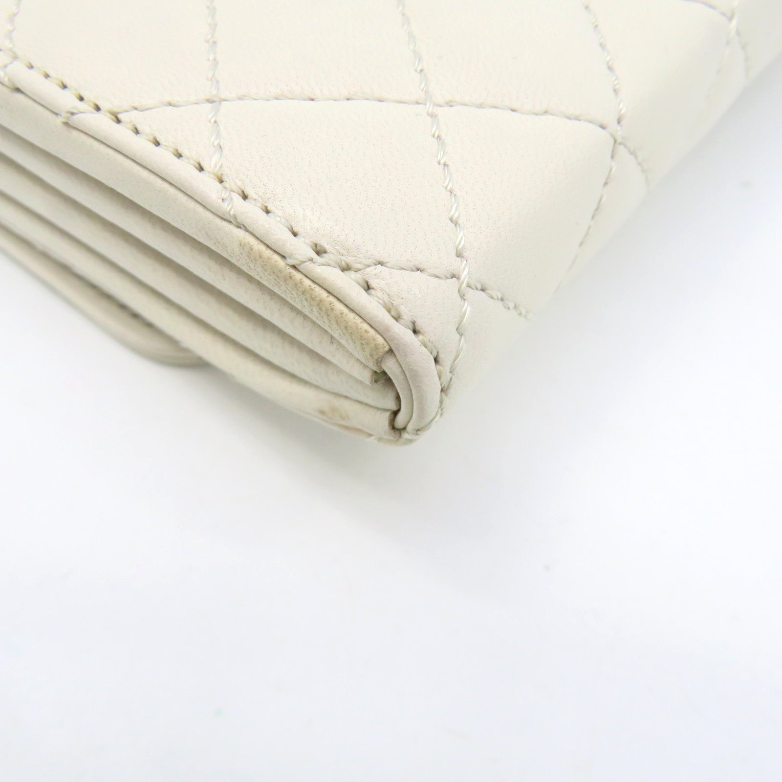 CHANEL 【激減優惠】菱格羊皮皮革Chain Shoulder Bag銀扣鏈帶肩背袋米白色