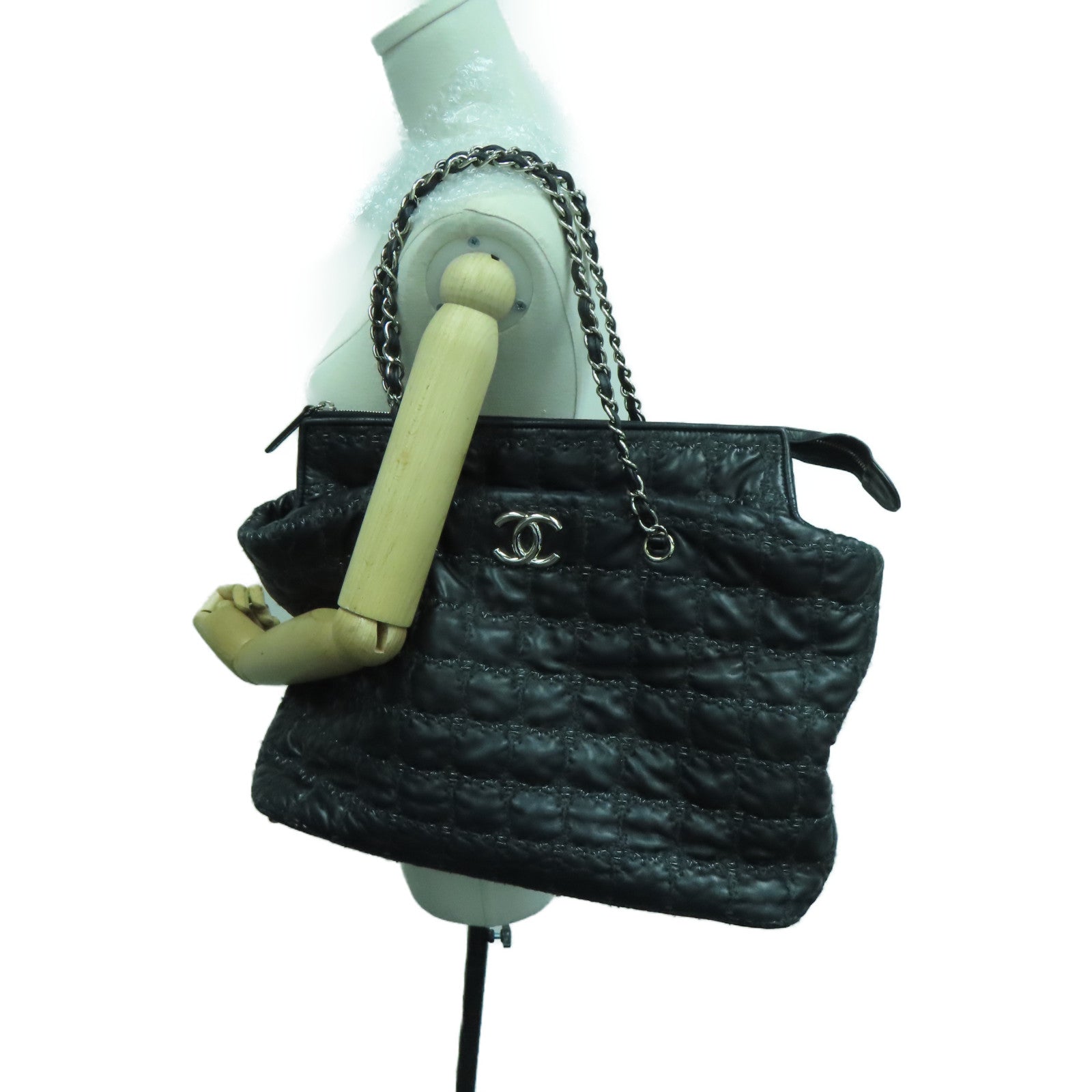 CHANEL 菱格羊皮皮革Chain Shoulder Bag银扣链带肩背袋黑色