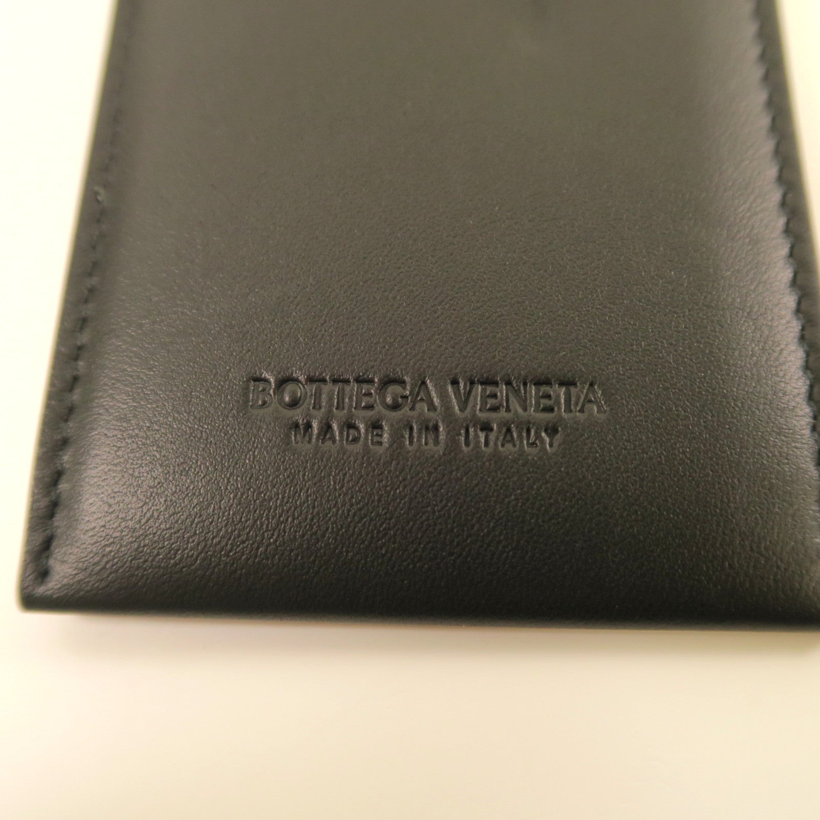 BOTTEGA VENETA 織紋牛皮皮革Pouch With Card Case銀扣手拿包黑色
