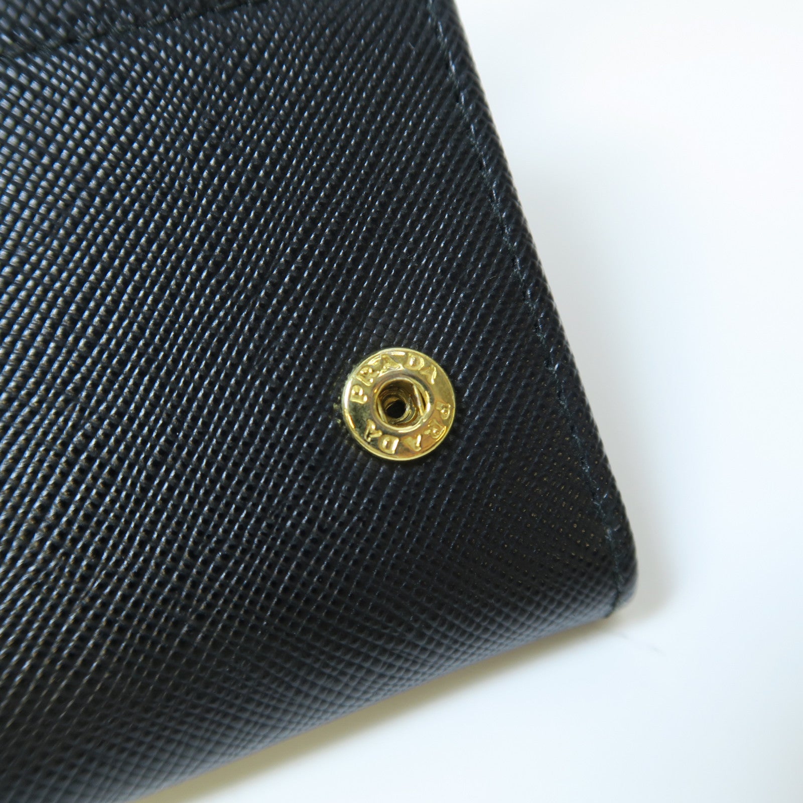 PRADA Saffiano皮革Long wallet金扣長錢包黑色