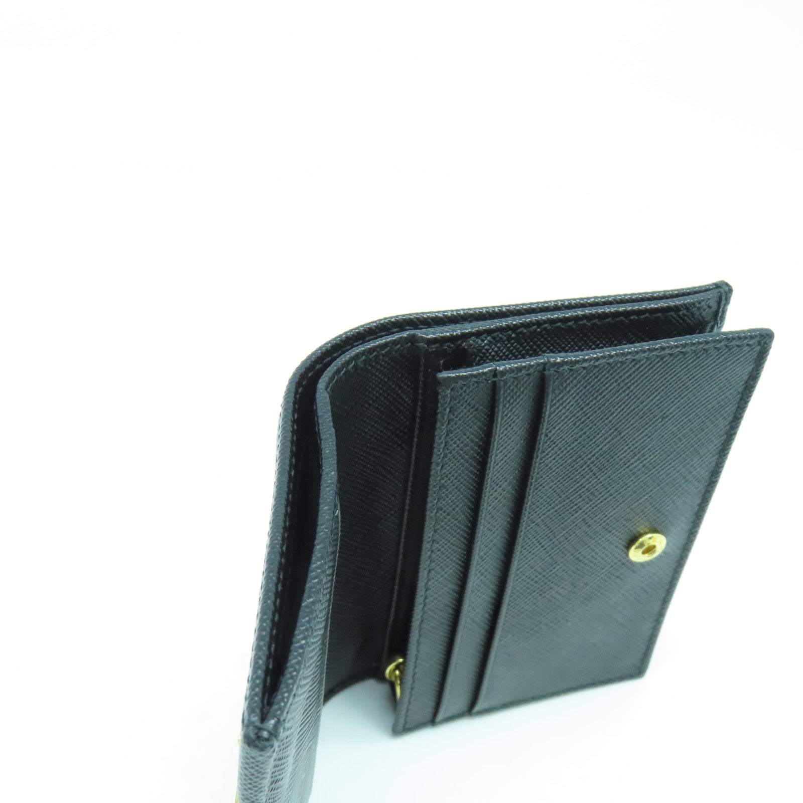 PRADA Saffiano皮革Fold Wallet金扣錢包黑色