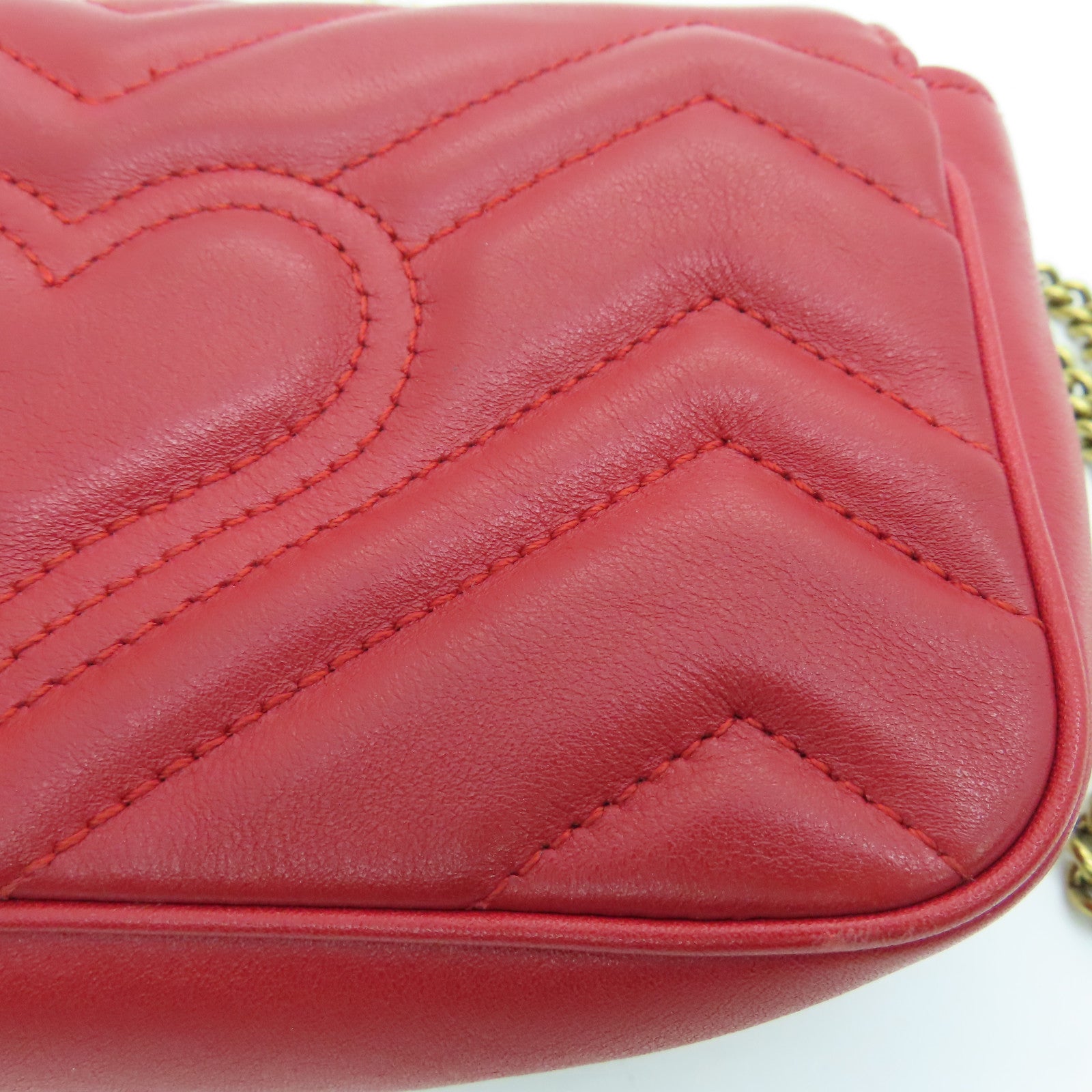 GUCCI 牛皮皮革GG Marmont Mini Bag鏈條肩背袋紅色