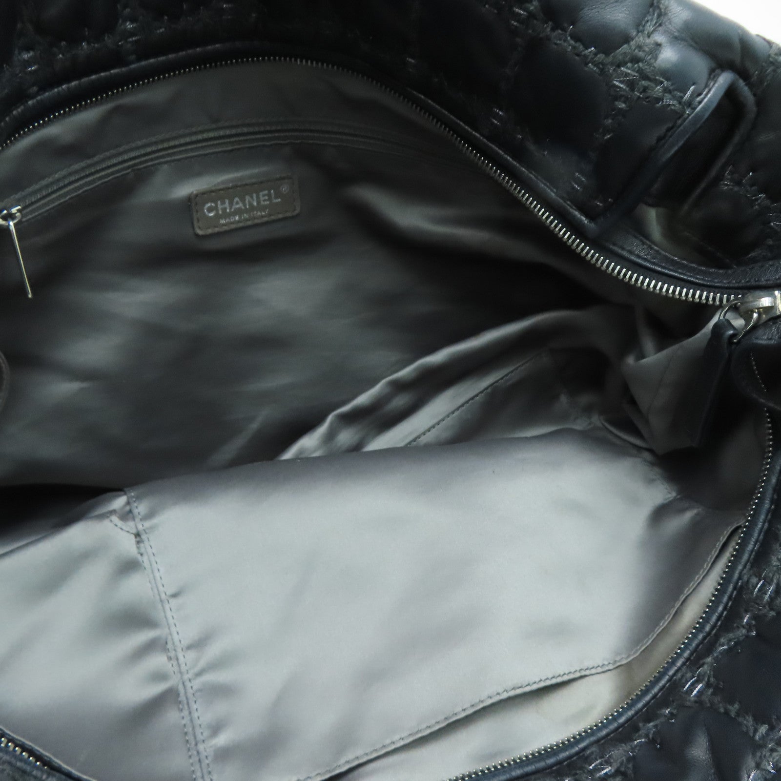 CHANEL 菱格羊皮皮革Chain Shoulder Bag银扣链带肩背袋黑色