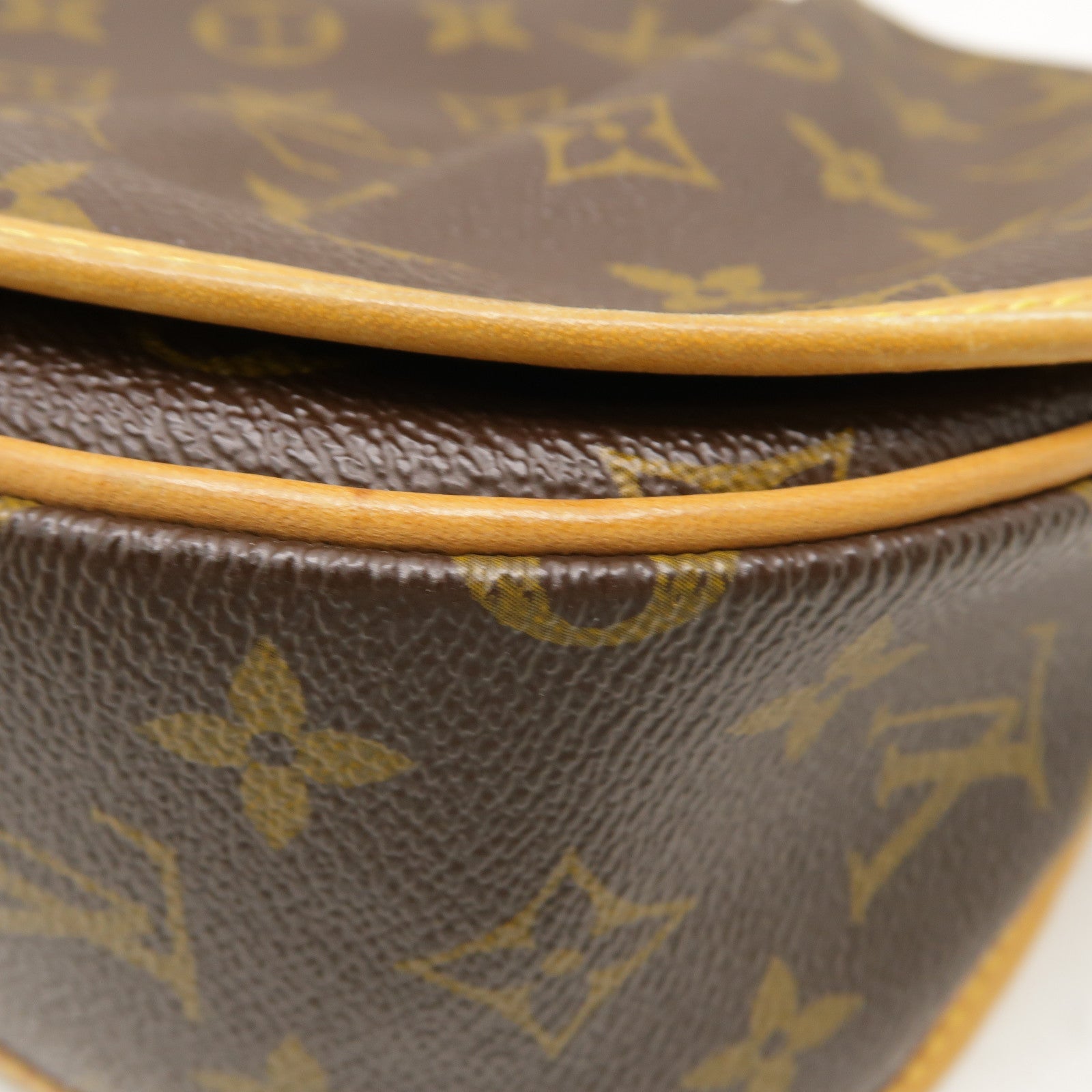 LOUIS VUITTON Monogram Menilmontant PM金扣肩背袋啡色