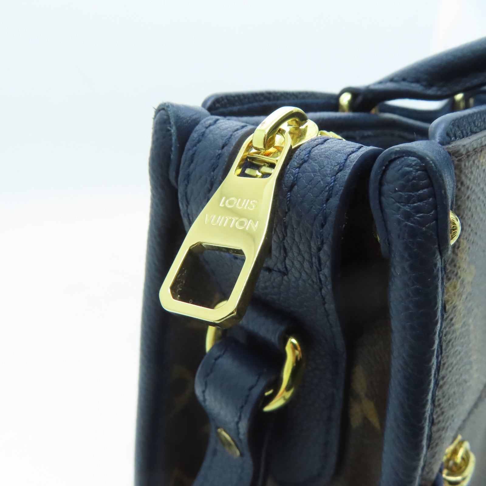 LOUIS VUITTON Monogram Popincourt PM gold buckle handle shoulder bag brown