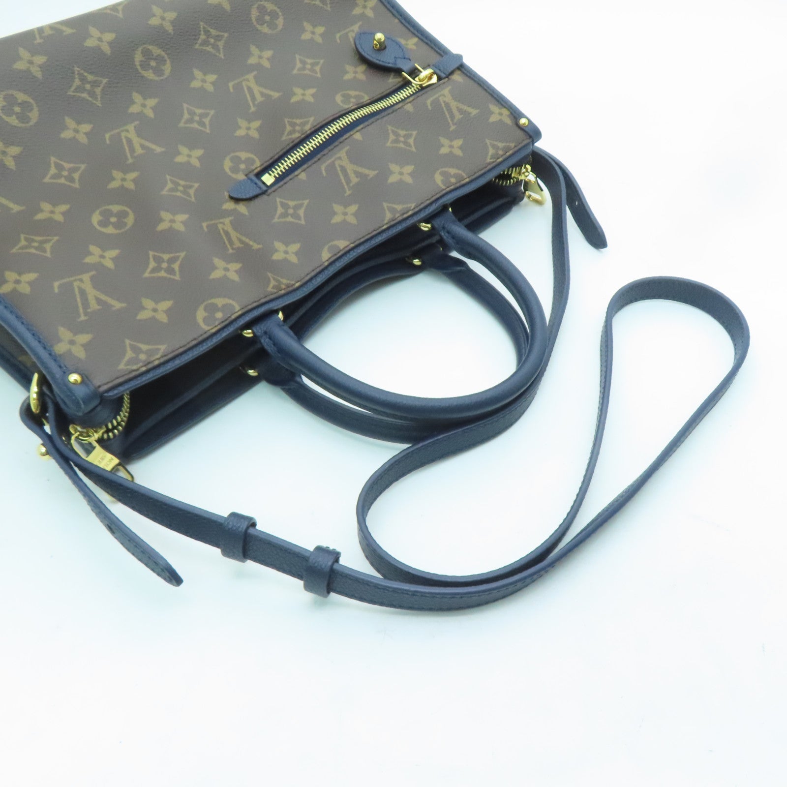 LOUIS VUITTON Monogram Popincourt PM gold buckle handle shoulder bag brown