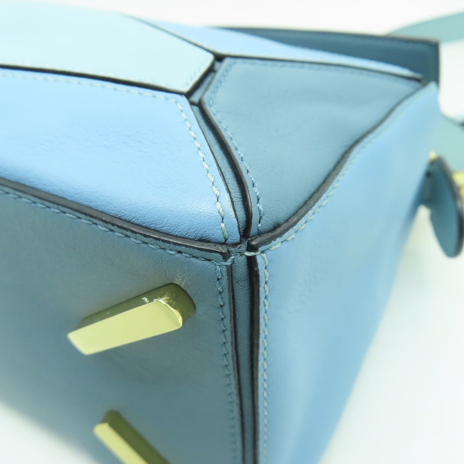 LOEWE 牛皮皮革Puzzle金扣手挽肩背兩用袋藍色