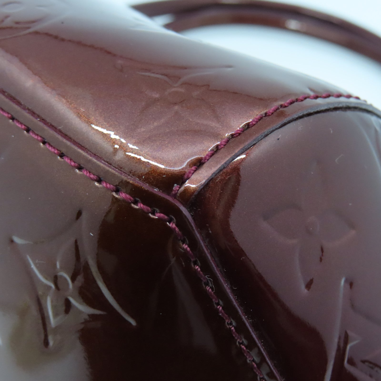 LOUIS VUITTON Vernis Sherwood PM金扣肩背袋酒红色