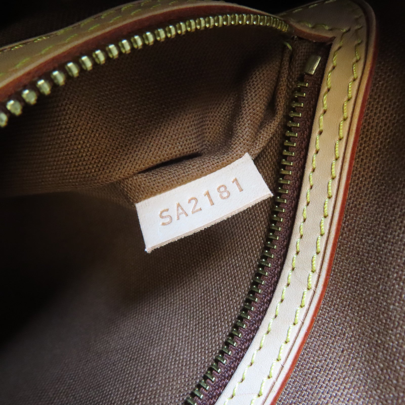 LOUIS VUITTON Monogram Batignolles金扣肩背袋啡色