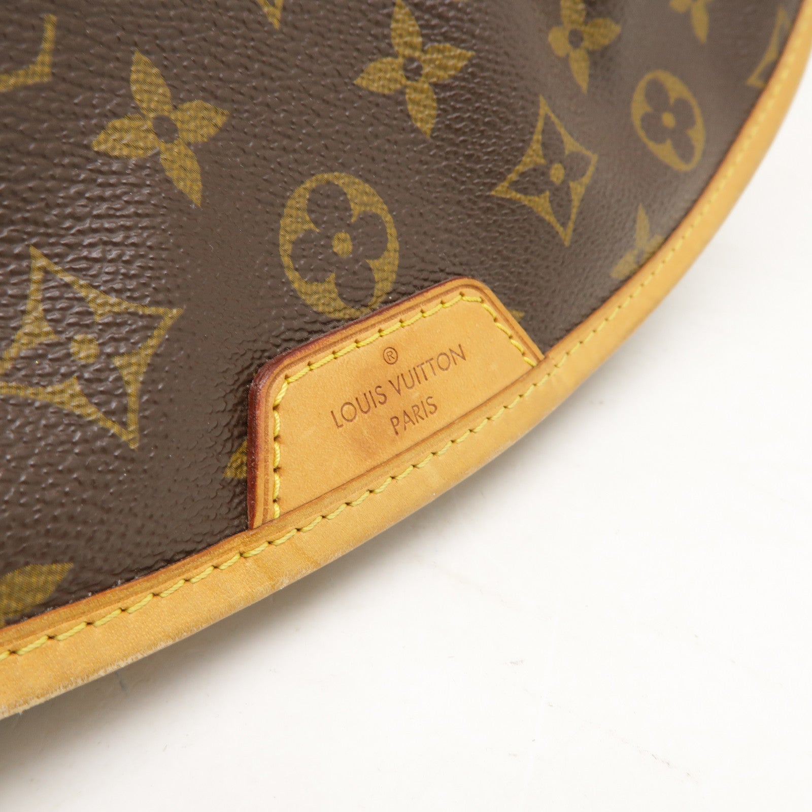 LOUIS VUITTON Monogram Menilmontant PM金扣肩背袋啡色