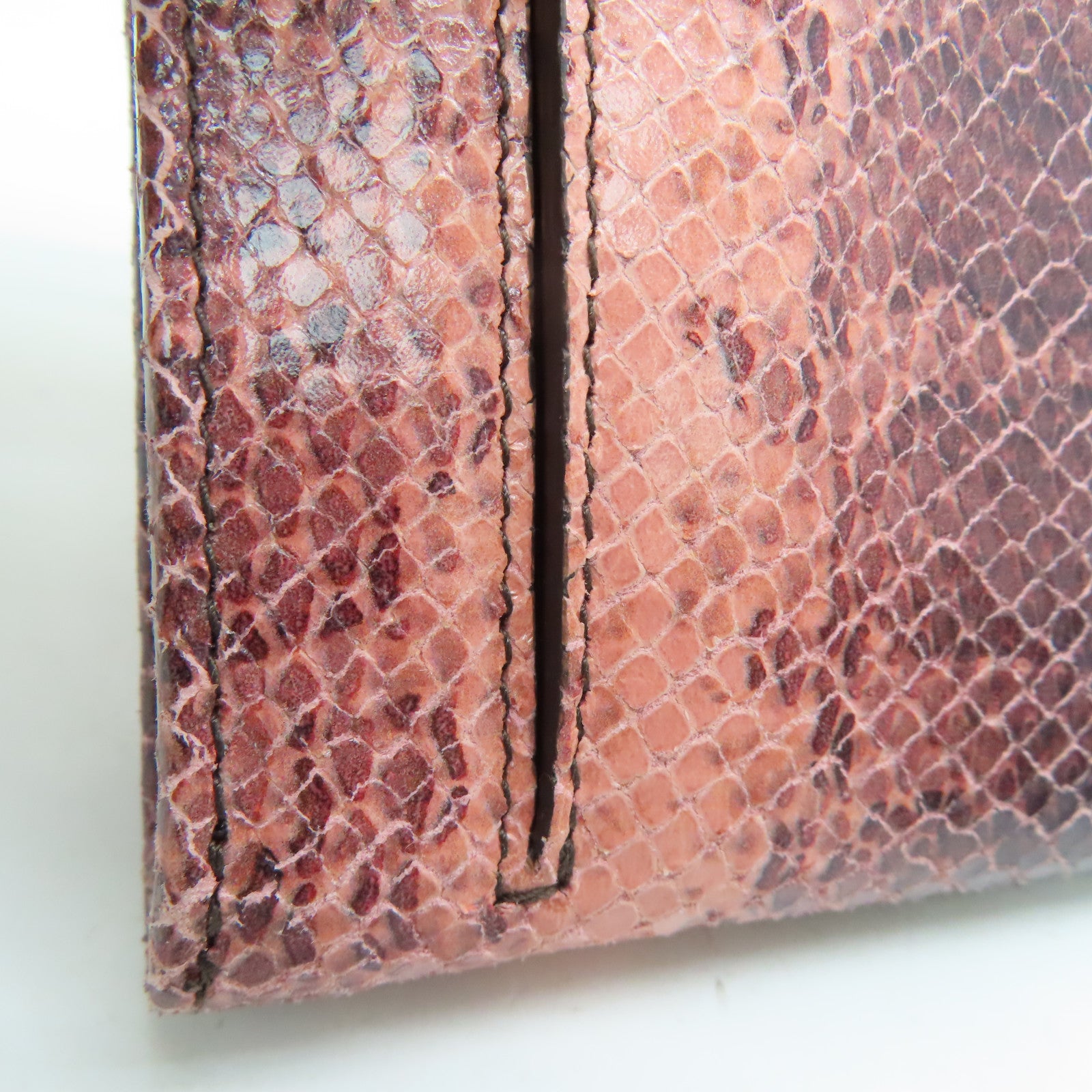 Miu Miu [Sharp Discount] Cowhide Leather Wallet Gold Buckle Wallet Pink