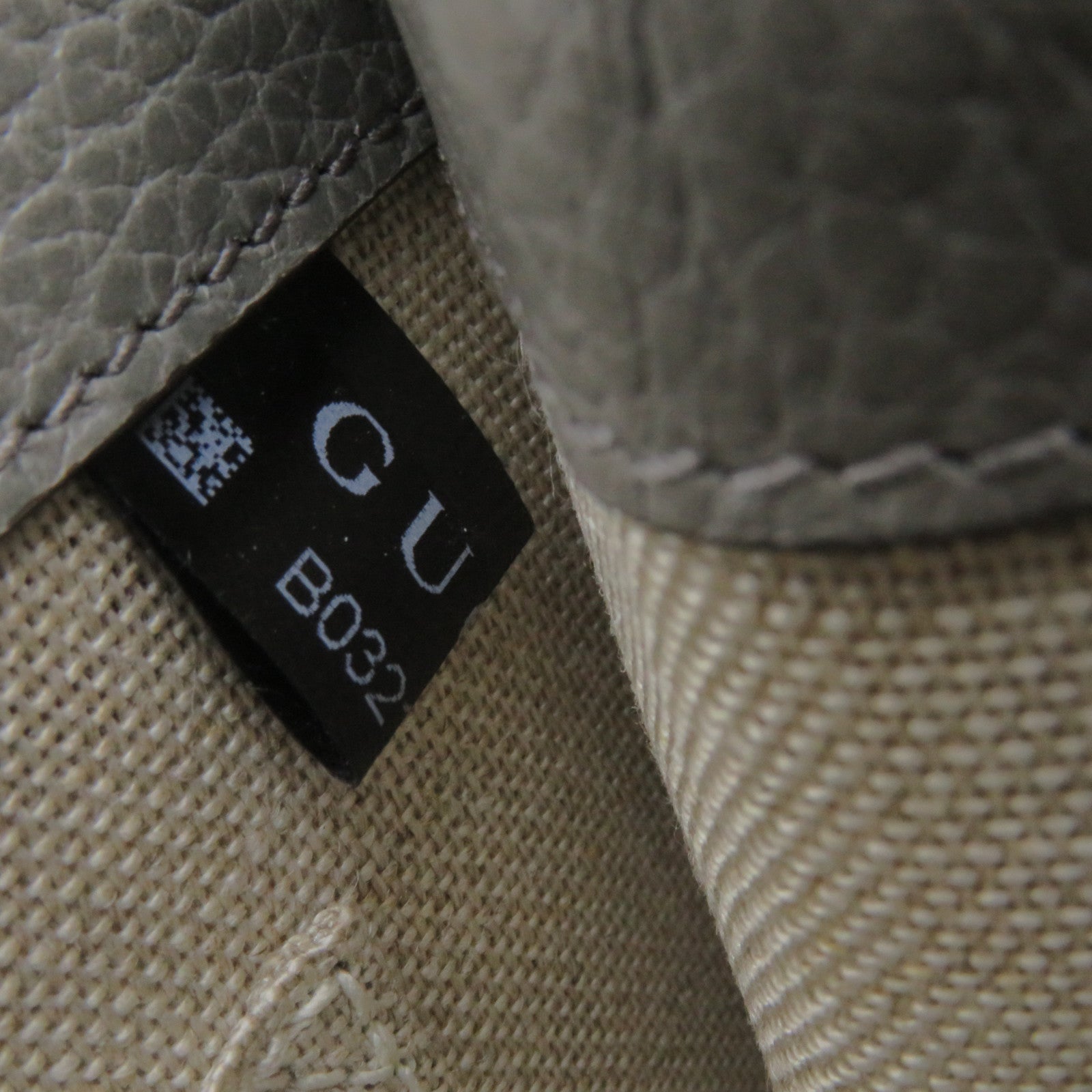 GUCCI 牛皮皮革Chain Shoulder Bag链带肩背袋灰色