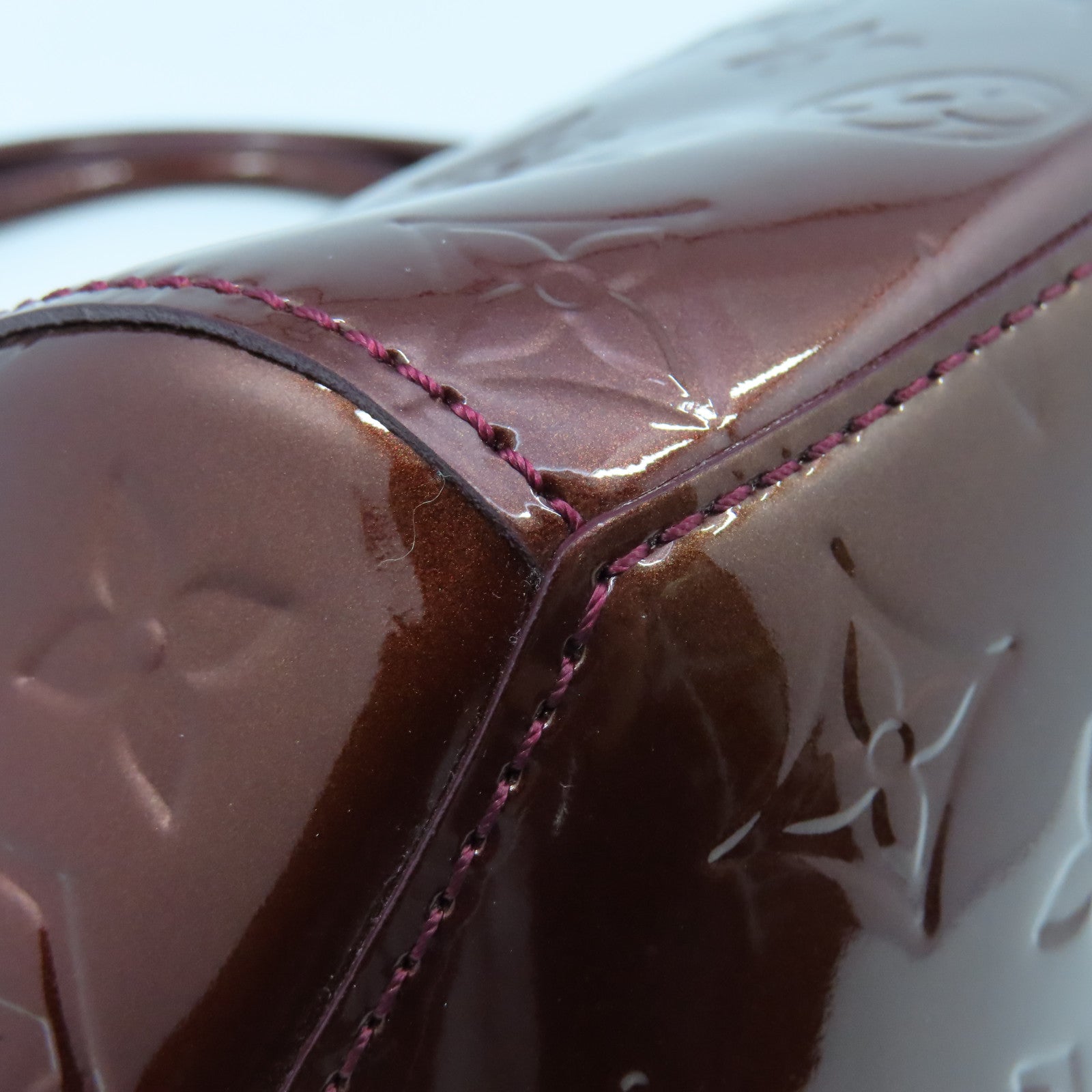LOUIS VUITTON Vernis Sherwood PM金扣肩背袋酒红色