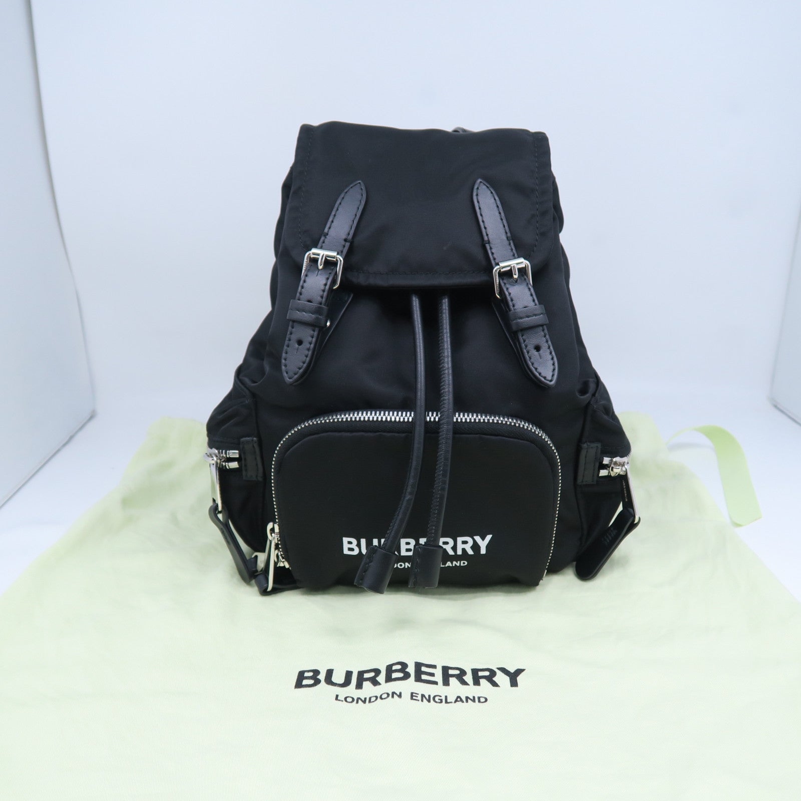 BURBERRY 尼龍Backpack銀扣背包黑色