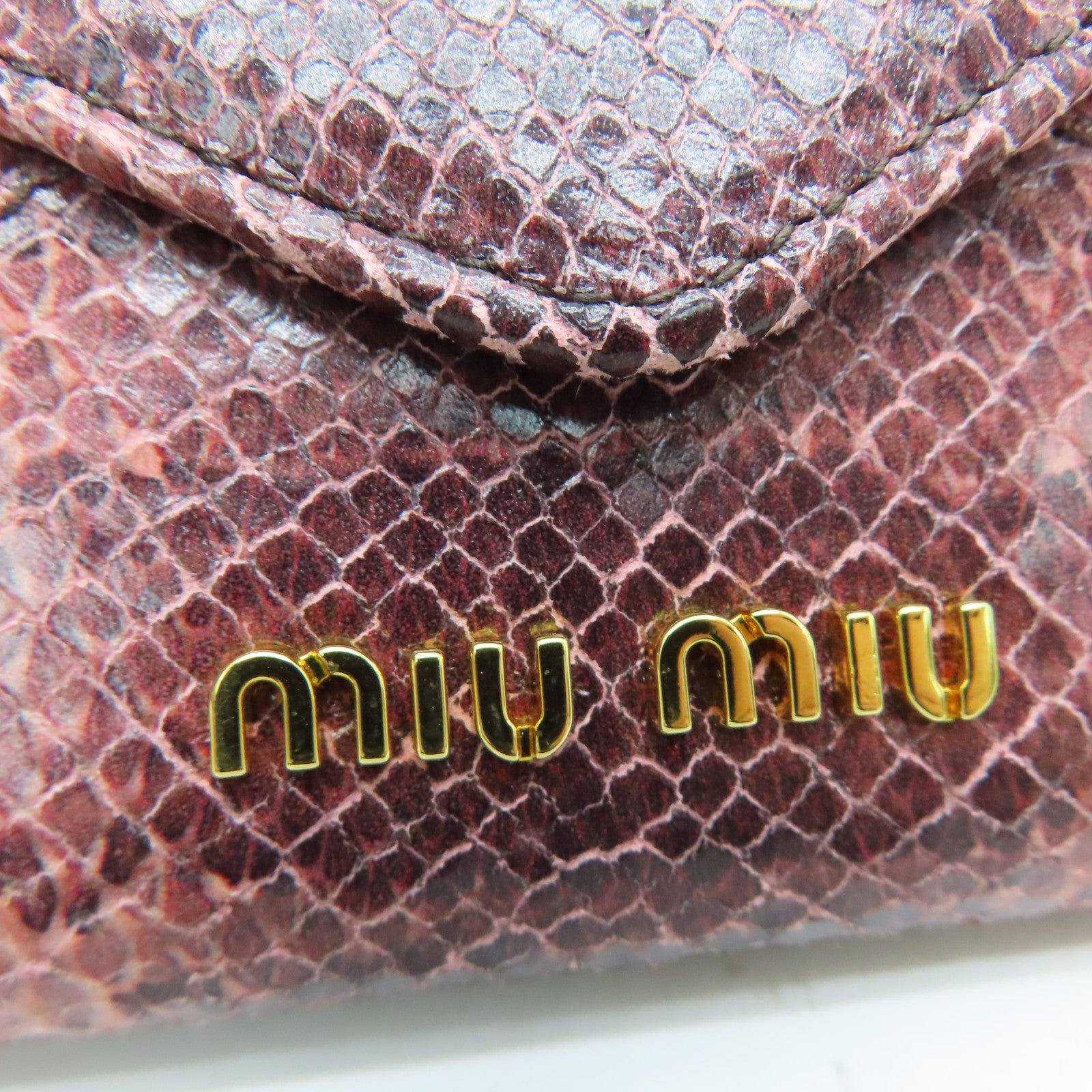 Miu Miu [Sharp Discount] Cowhide Leather Wallet Gold Buckle Wallet Pink