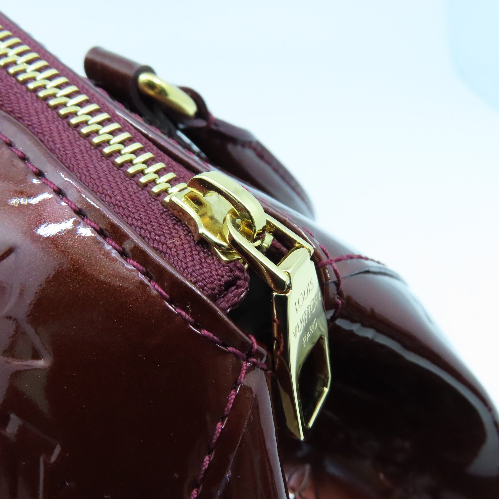 LOUIS VUITTON Vernis Sherwood PM金扣肩背袋酒红色