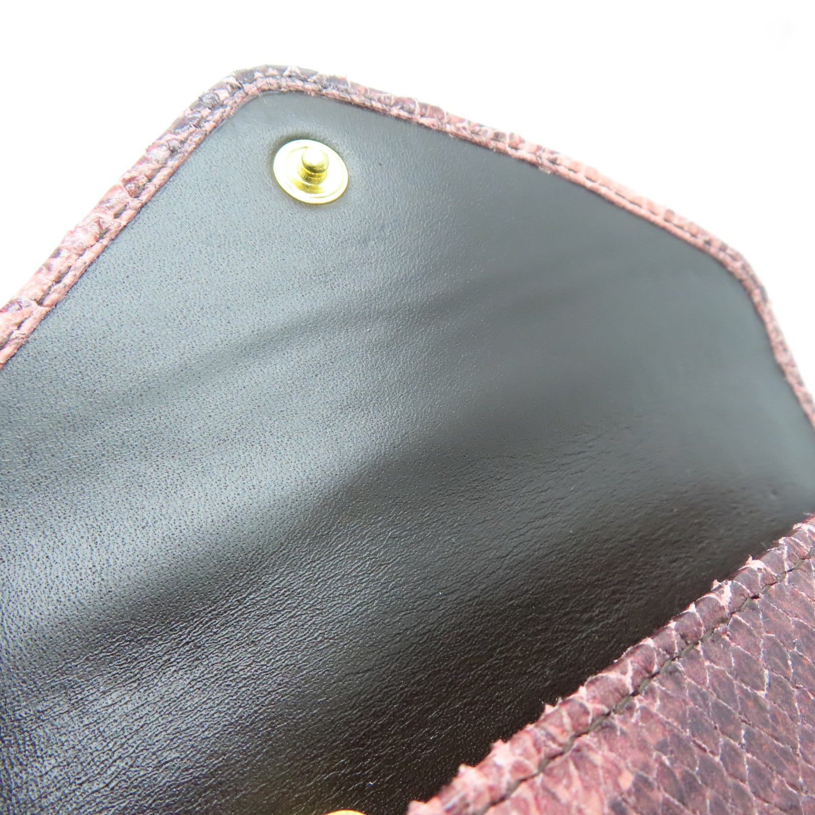 Miu Miu [Sharp Discount] Cowhide Leather Wallet Gold Buckle Wallet Pink