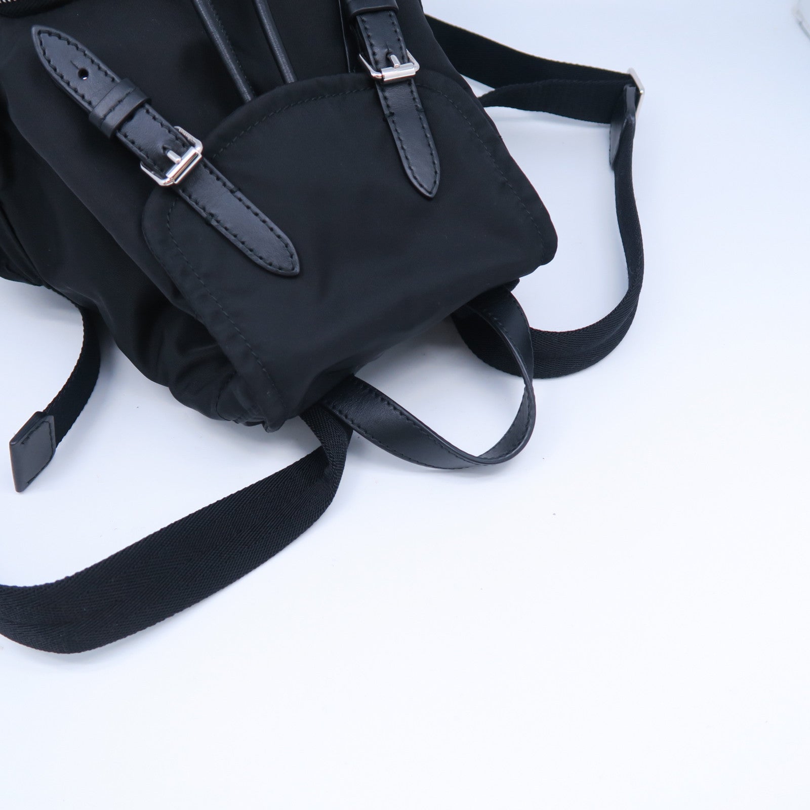 BURBERRY 尼龍Backpack銀扣背包黑色