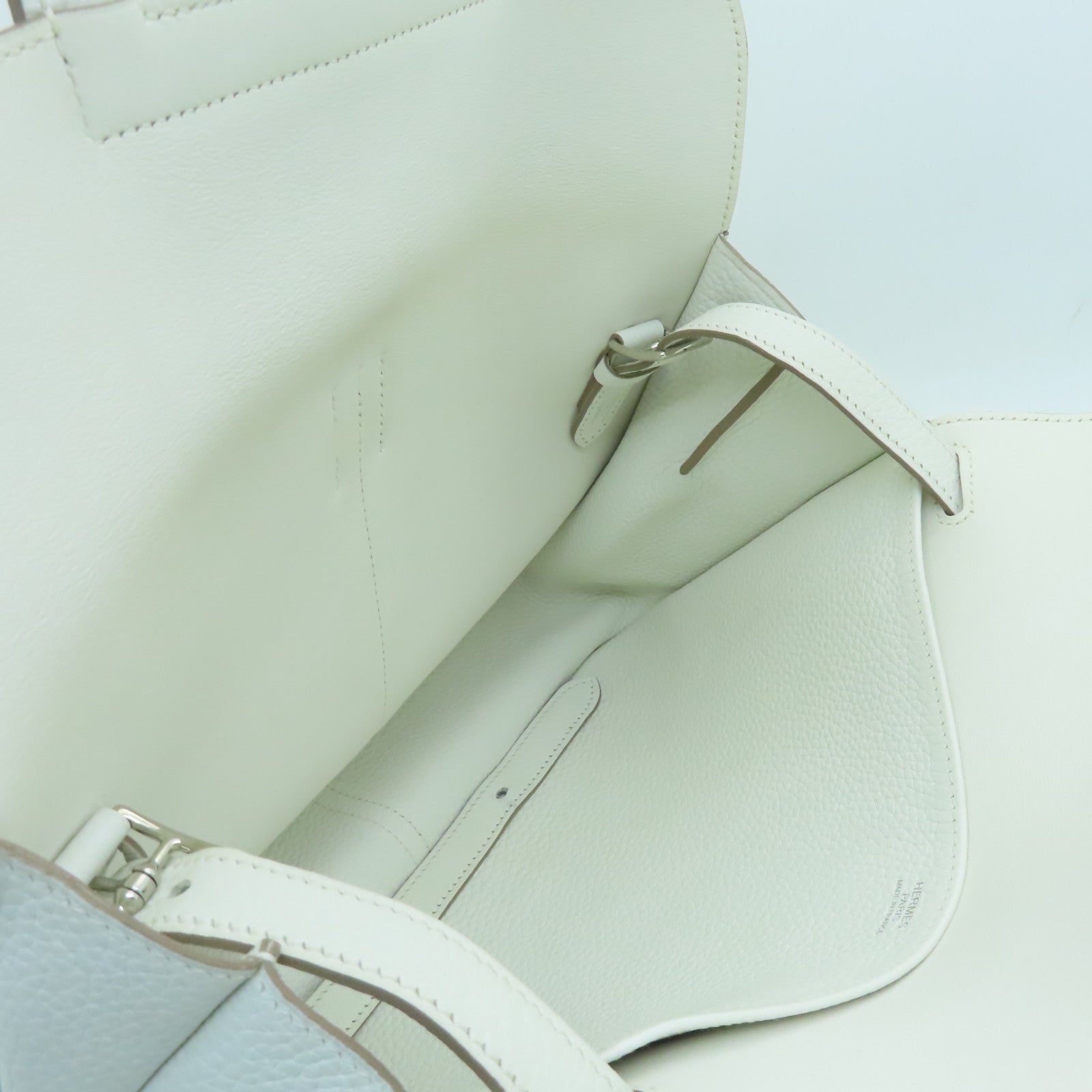 HERMES Clemence Leather Halzan 31 Silver Buckle Handle Shoulder Bag Blanc White