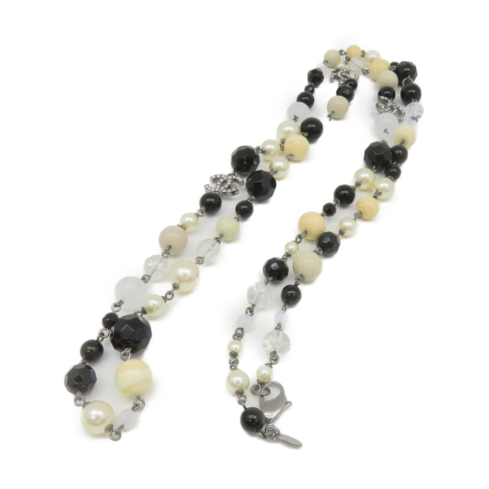 CHANEL Metal/Imitation Pearl CC Necklace Pearl/Clear/Black/Silver