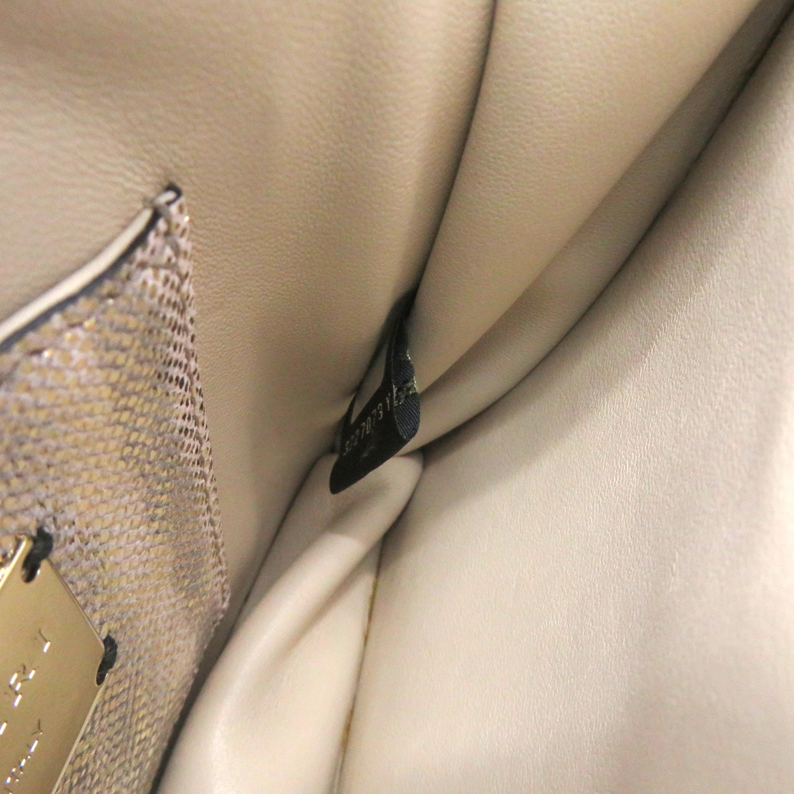 BVLGARI [Sharp Discount] Snakeskin Leather Serpenti Forever Chain Shoulder Bag Chain Strap Shoulder Bag Gold