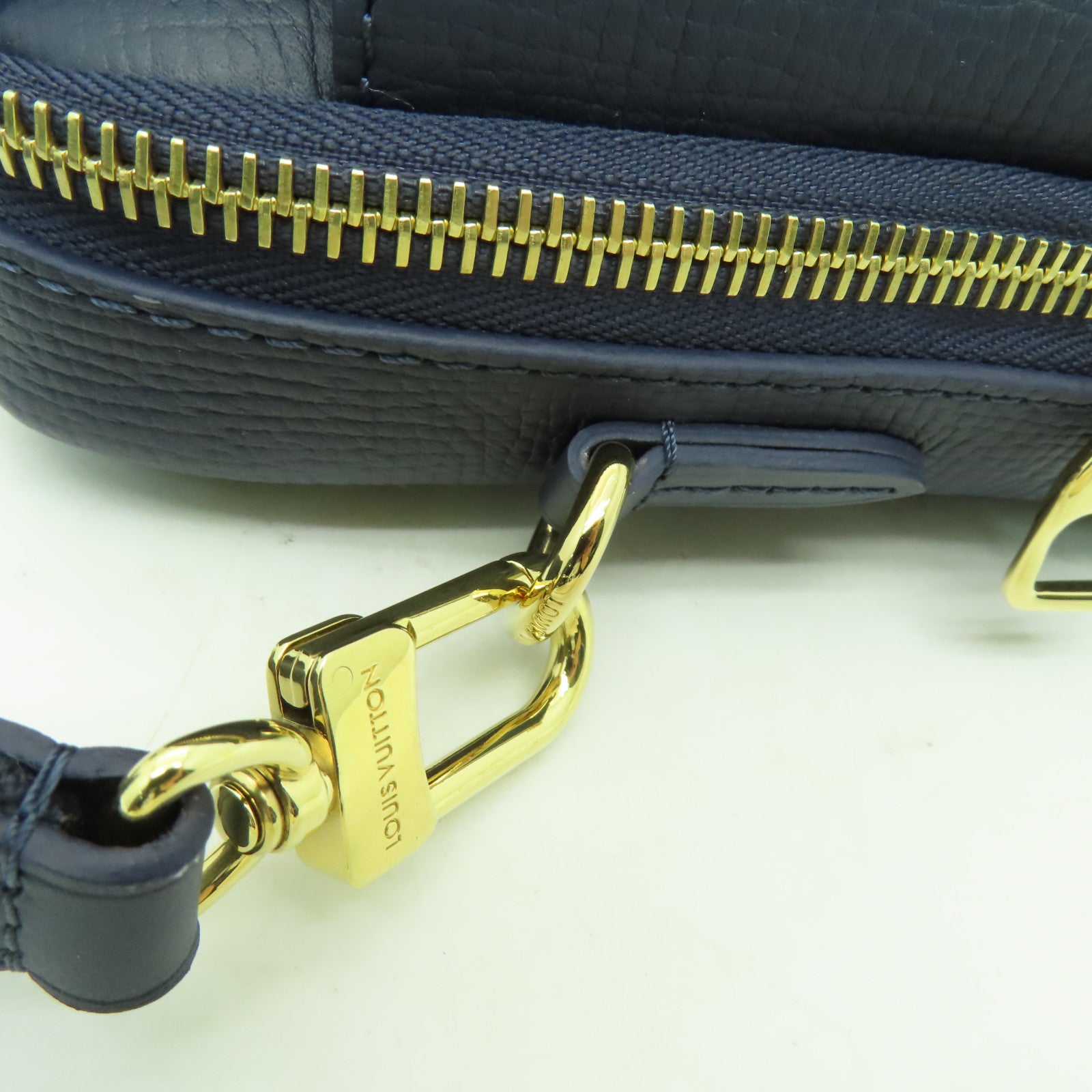 LOUIS VUITTON Monogram Denim Flap Double Phone Pouch金扣肩背袋深藍色