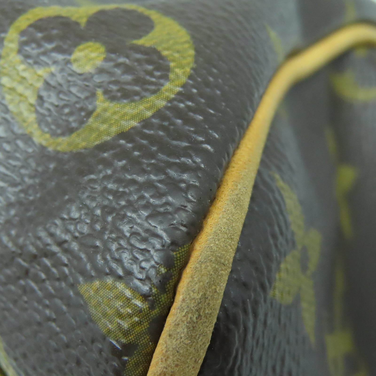 LOUIS VUITTON Monogram Tivoli PM金扣手挽袋棕色