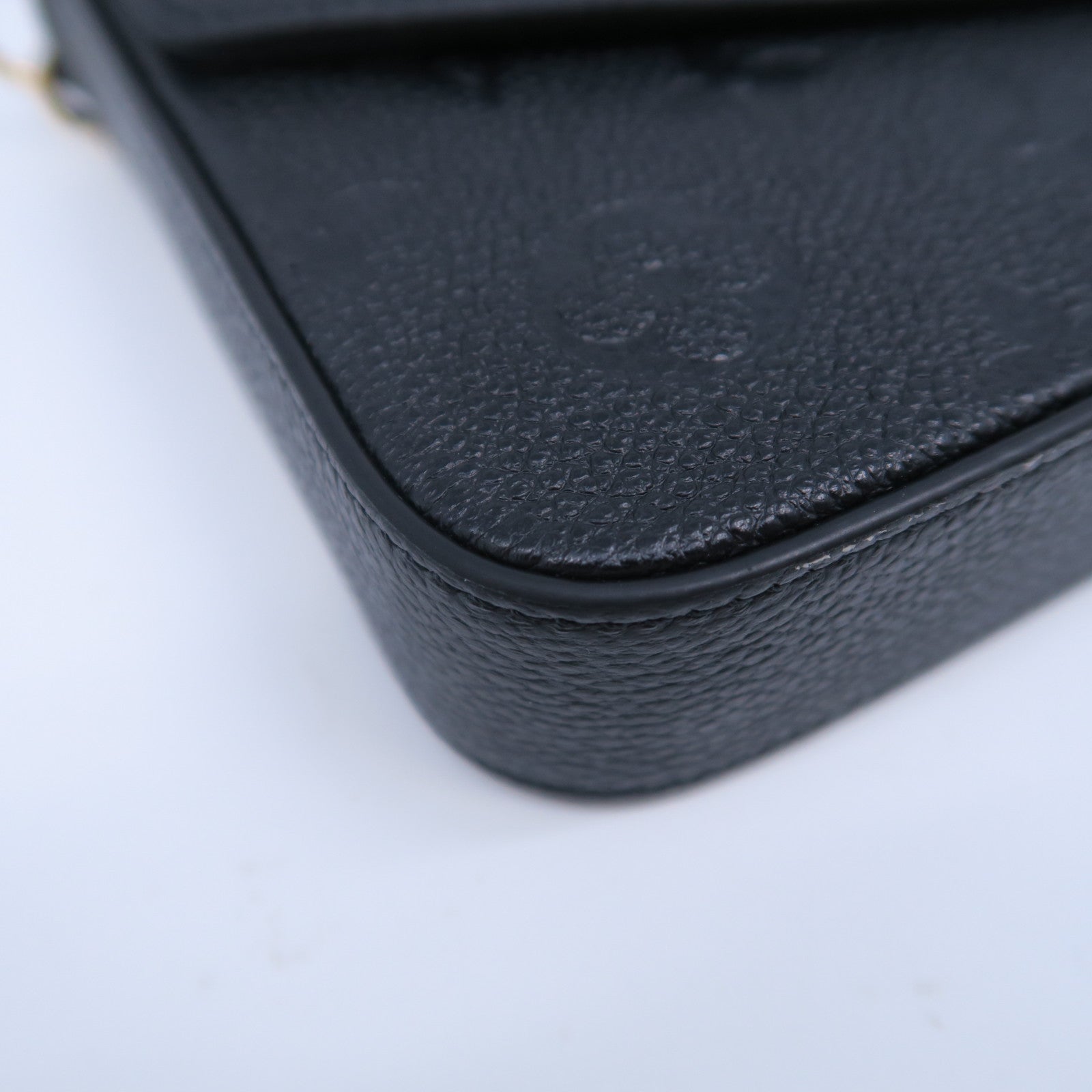 LOUIS VUITTON Monogram Empreinte Felicie Pochette金扣鏈帶肩背袋黑色