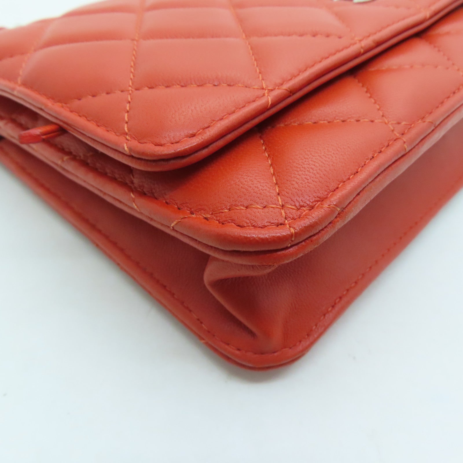 CHANEL Rhombus Sheepskin Leather Chain Shoulder Silver Buckle Chain Shoulder Bag Red