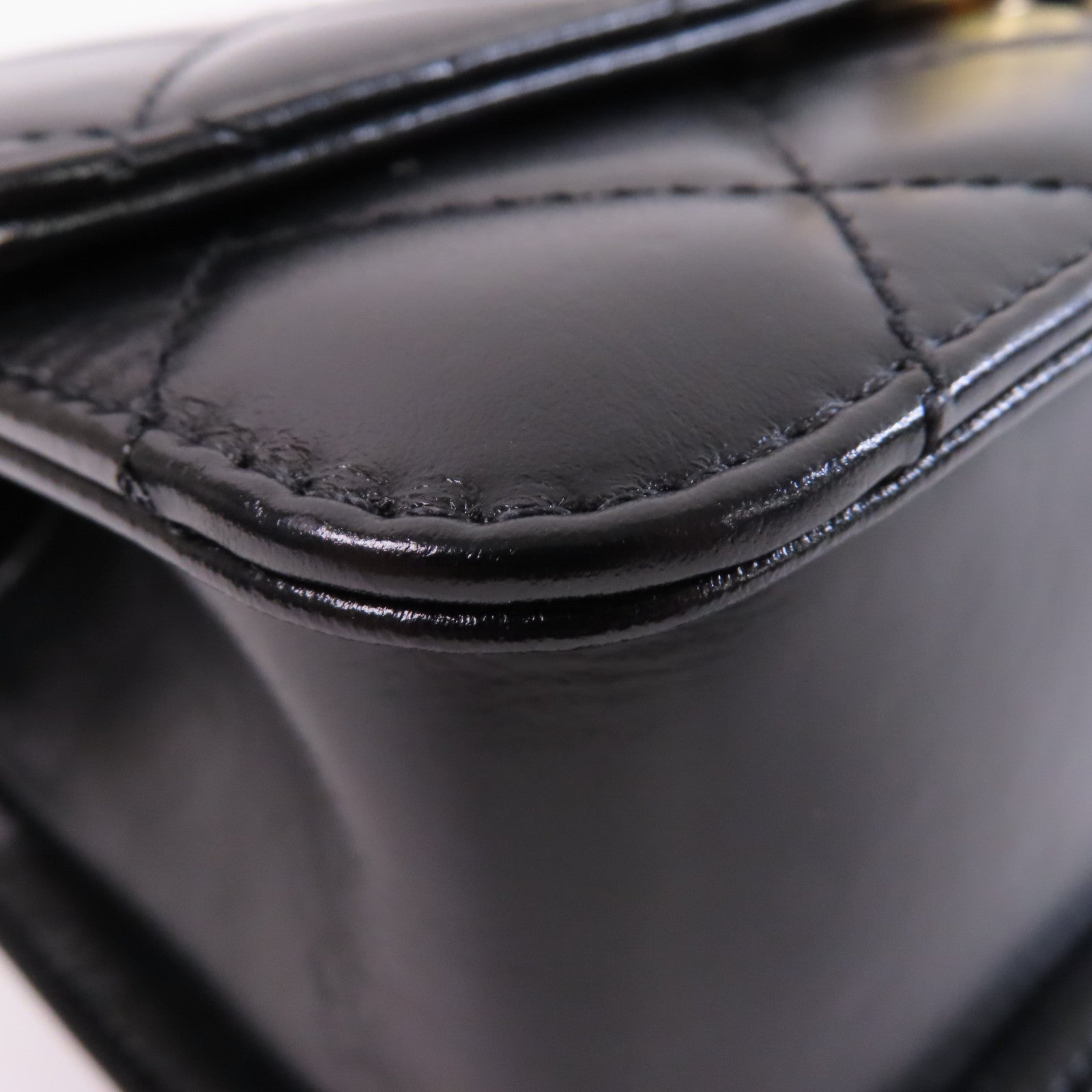 CHANEL 菱格牛皮皮革Chain Shoulder Bag金扣鏈帶肩背袋黑色
