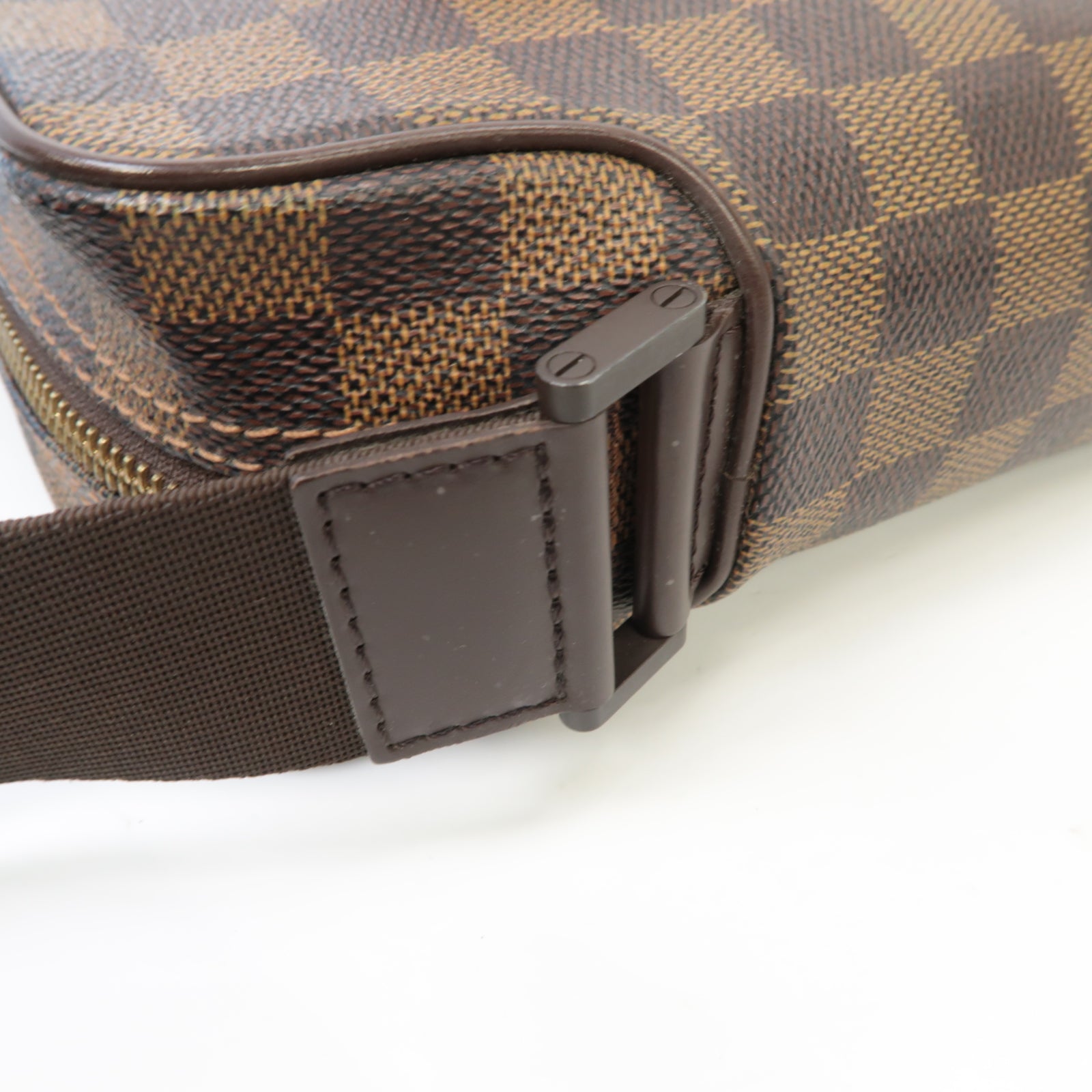 LOUIS VUITTON Damier Olav PM金扣肩背袋棕色