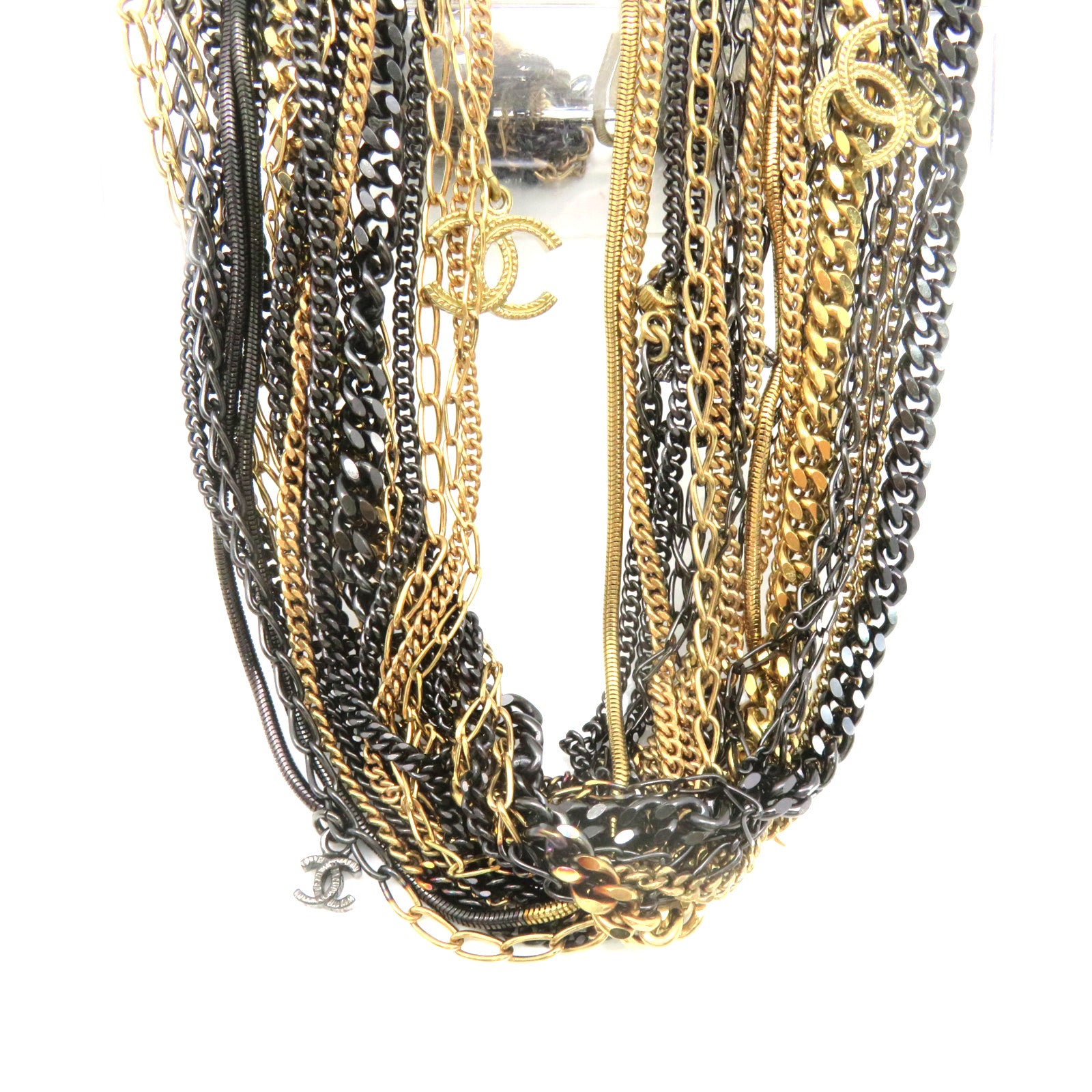 CHANEL Metal Necklace Black/Gold