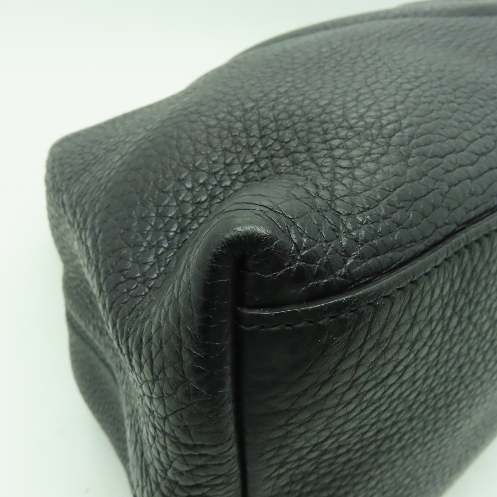 GUCCI 牛皮皮革Chain Shoulder Bag金扣鏈帶肩背袋黒色